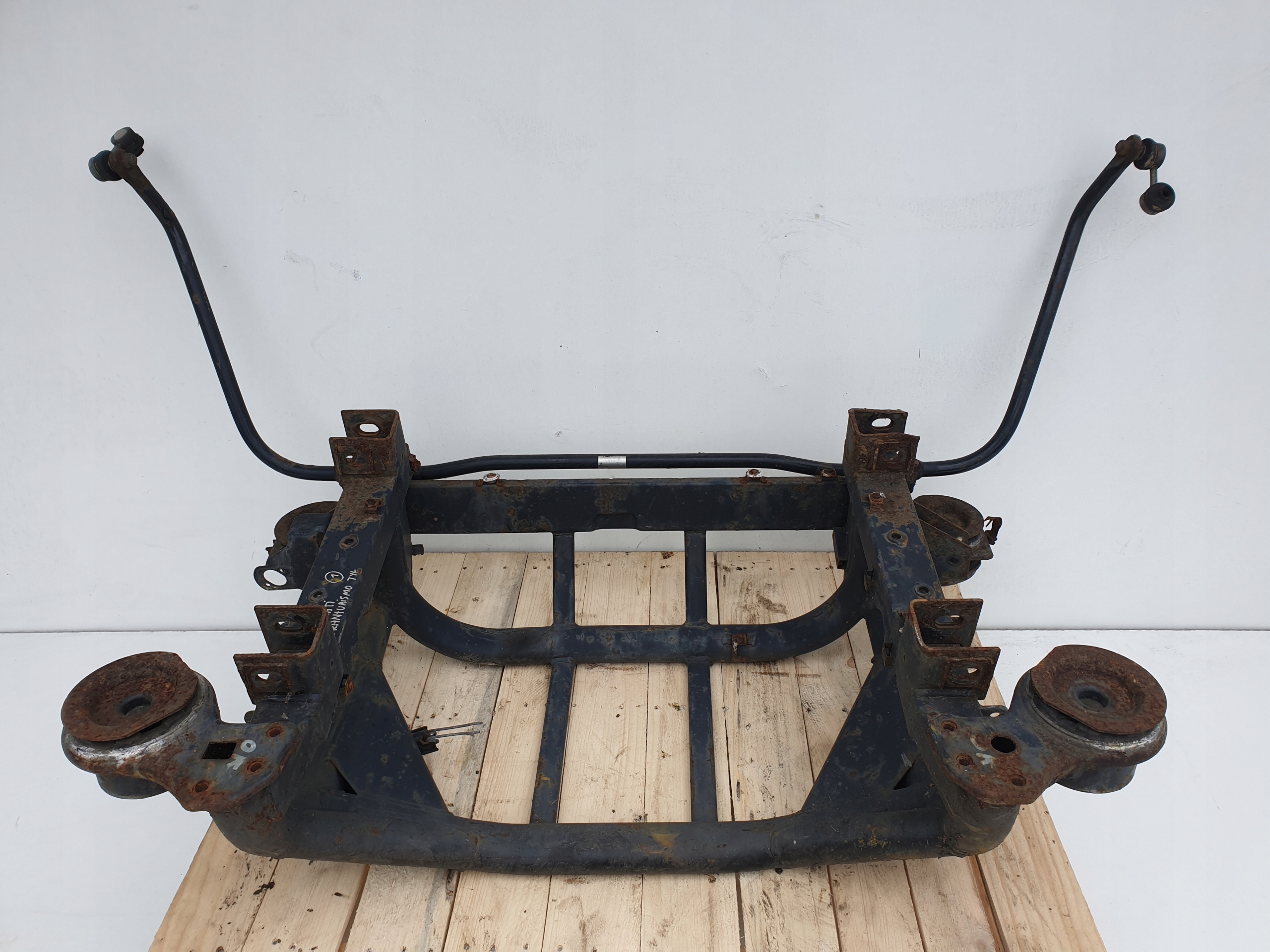 Maserati Granturismo 4.7 V8 TYLNE SANKI TYŁ BELKA ZAWIESZENIA KOŁYSKA