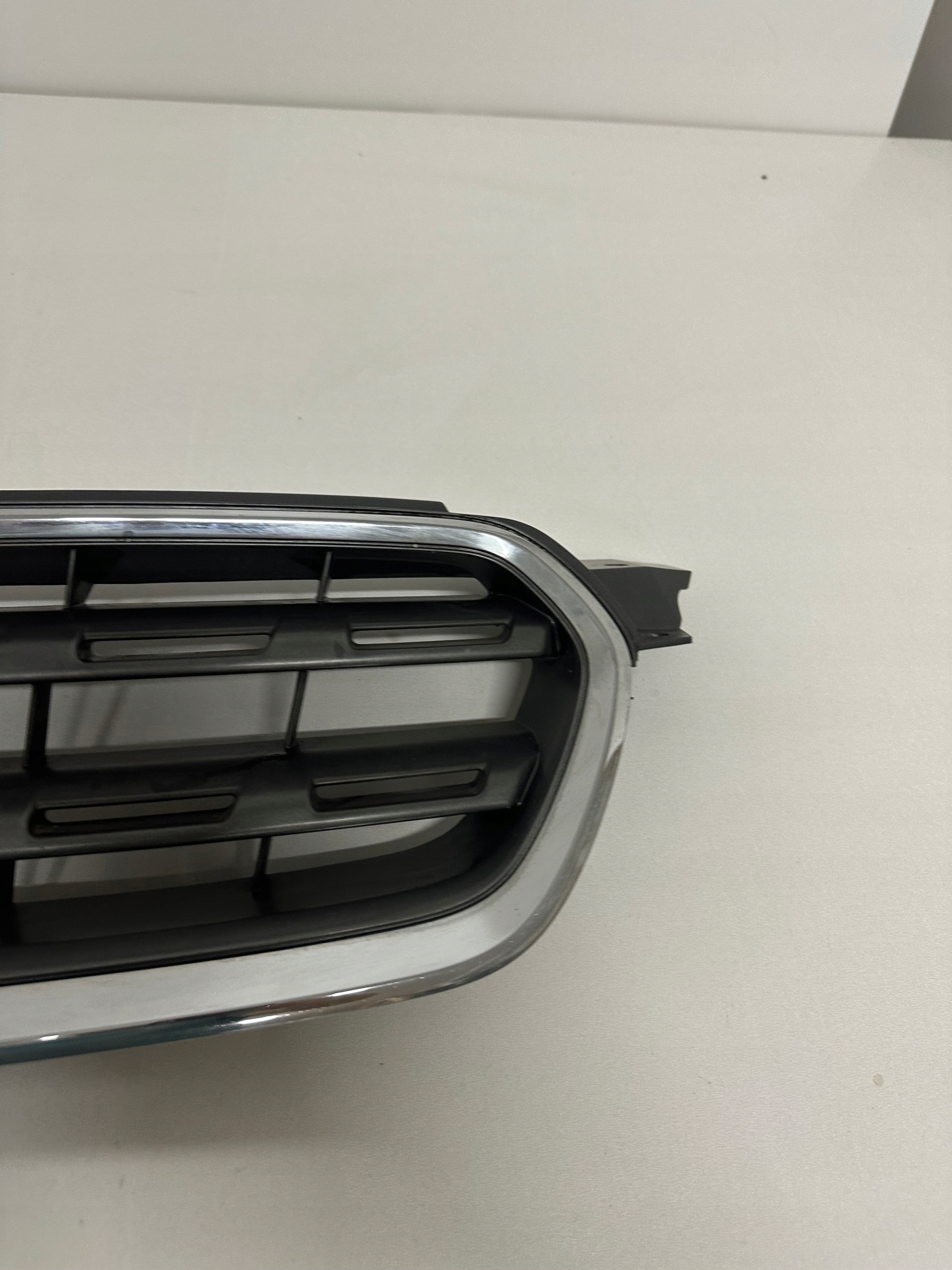 решетка радиатора subaru Outback III