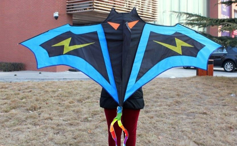 LATAWIEC BATMAN NIETOPERZ Z LINKĄ 155 x 55 DUŻY Marka Foxbuy