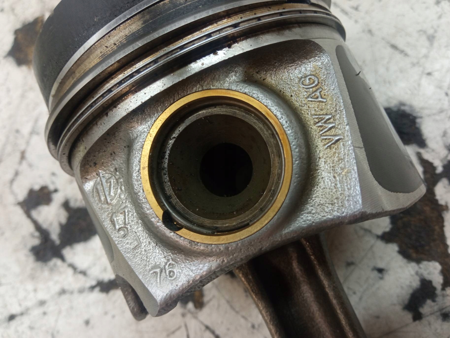 Piston Bielle 2.0 TDI Audi A3 III (2013- 2020) 8V