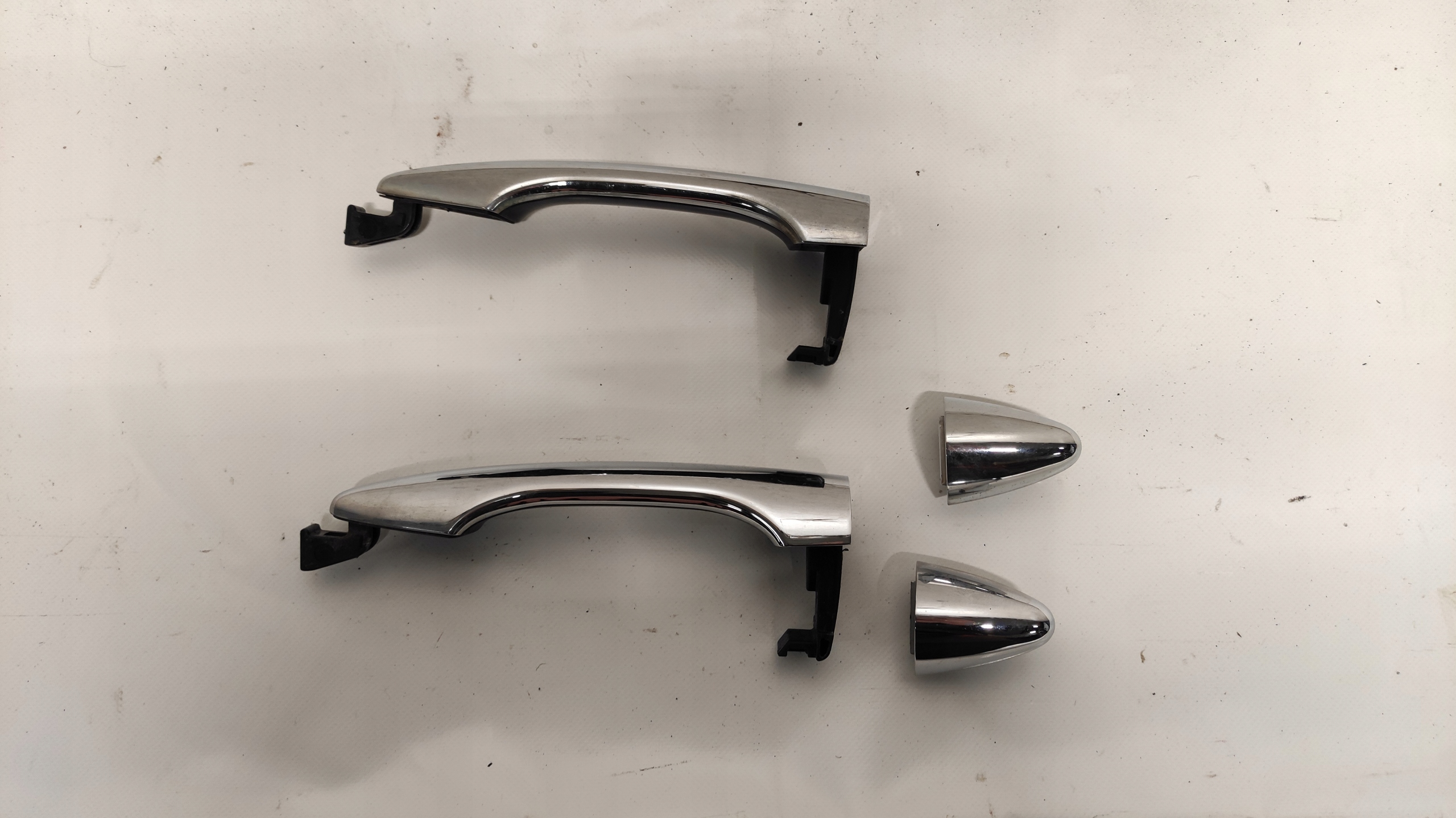 HYUNDAI IX35 handle left left rear part rear CHROM 09
