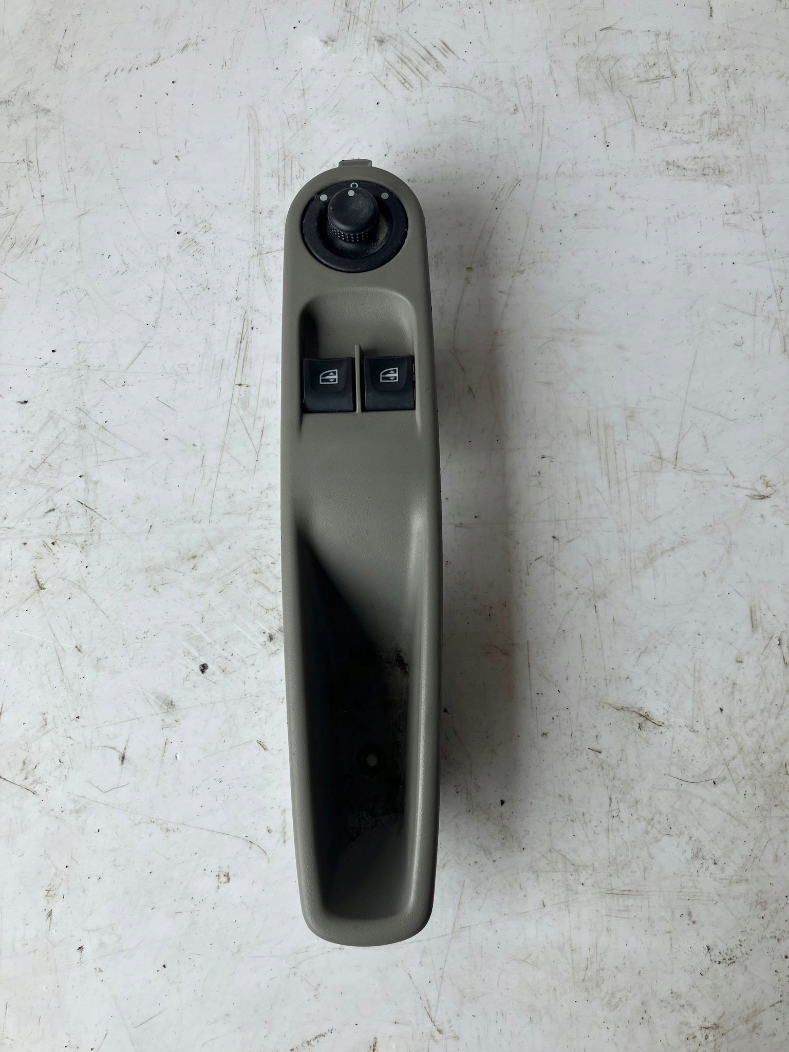 window control switch of mirrors RENAULT ZOE 829502349R