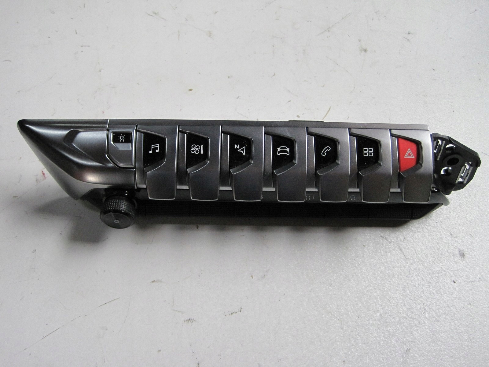 PANEL switch PEUGEOT 5008 II 98249158VG