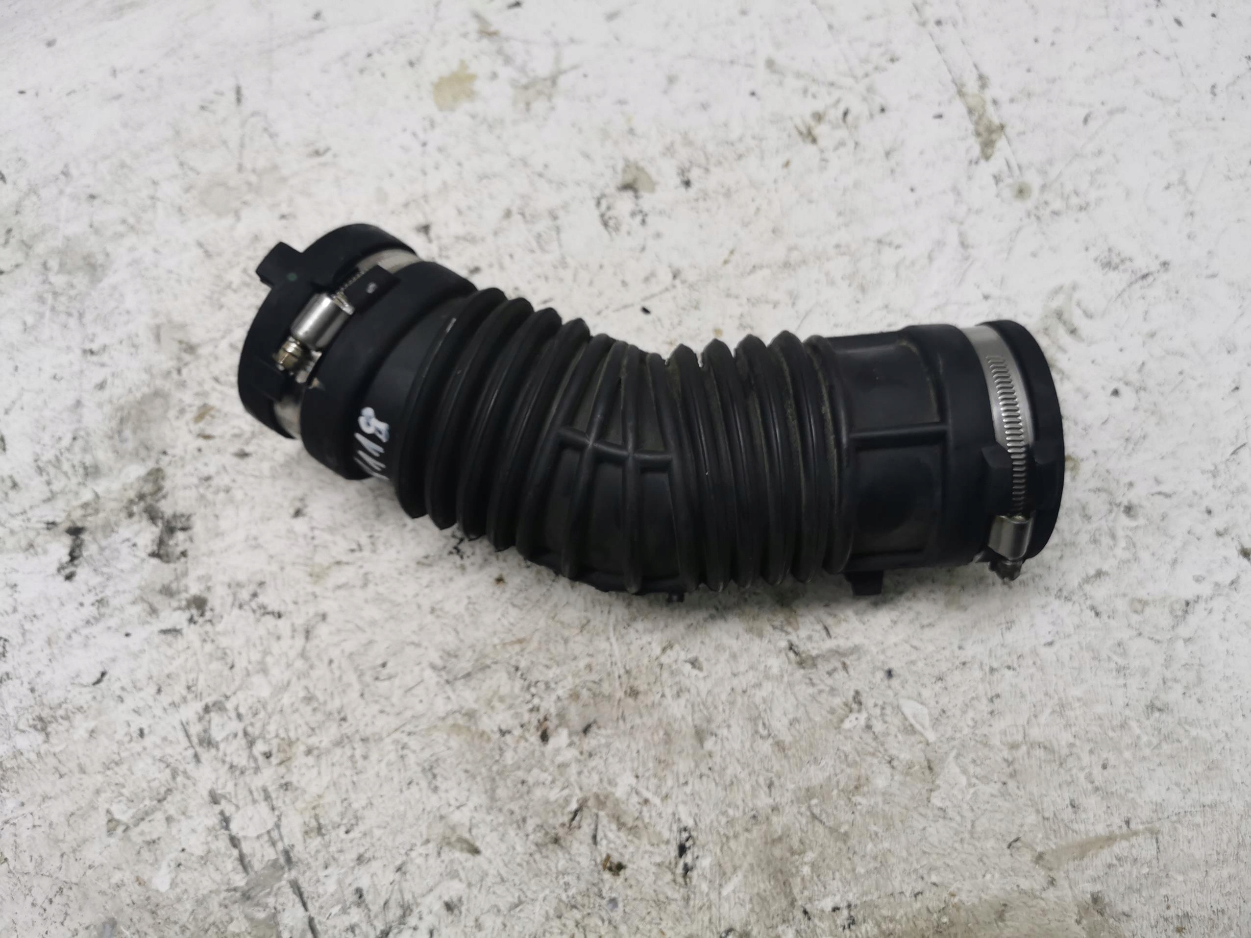pipe air RENAULT MEGANE III 1.6 165751903R
