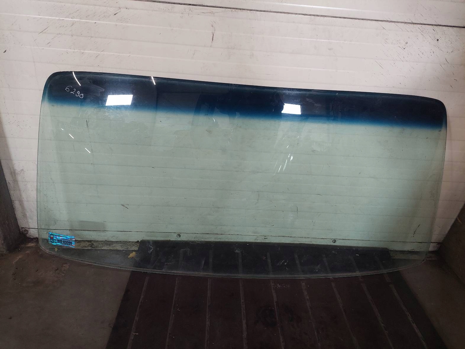 window iron front KIA BONGO K2700 II LIFT