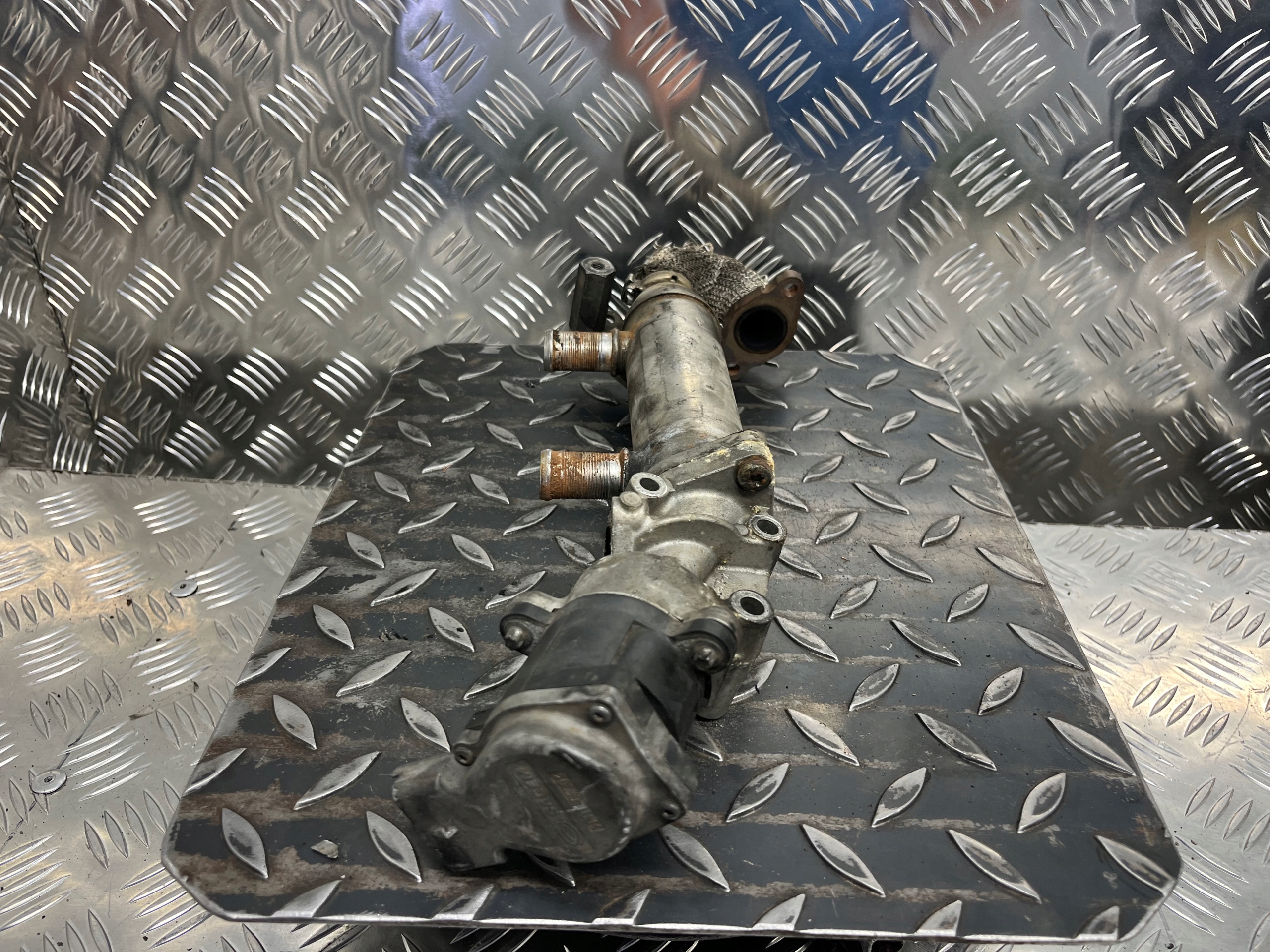 EGR valve PEUGEOT 607