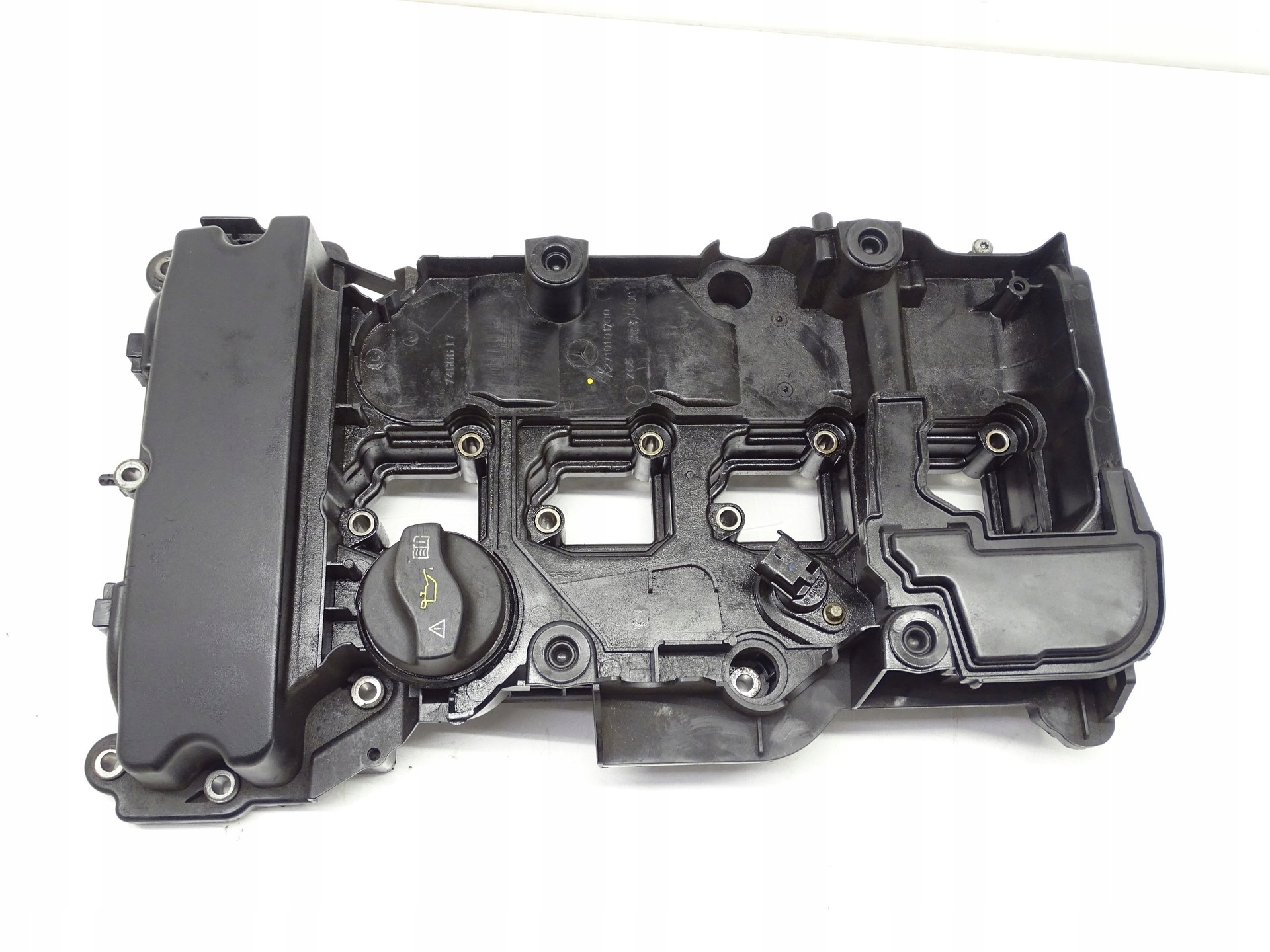 Abdeckung der Ventile MERCEDES C-KLASA W204 A2710101730