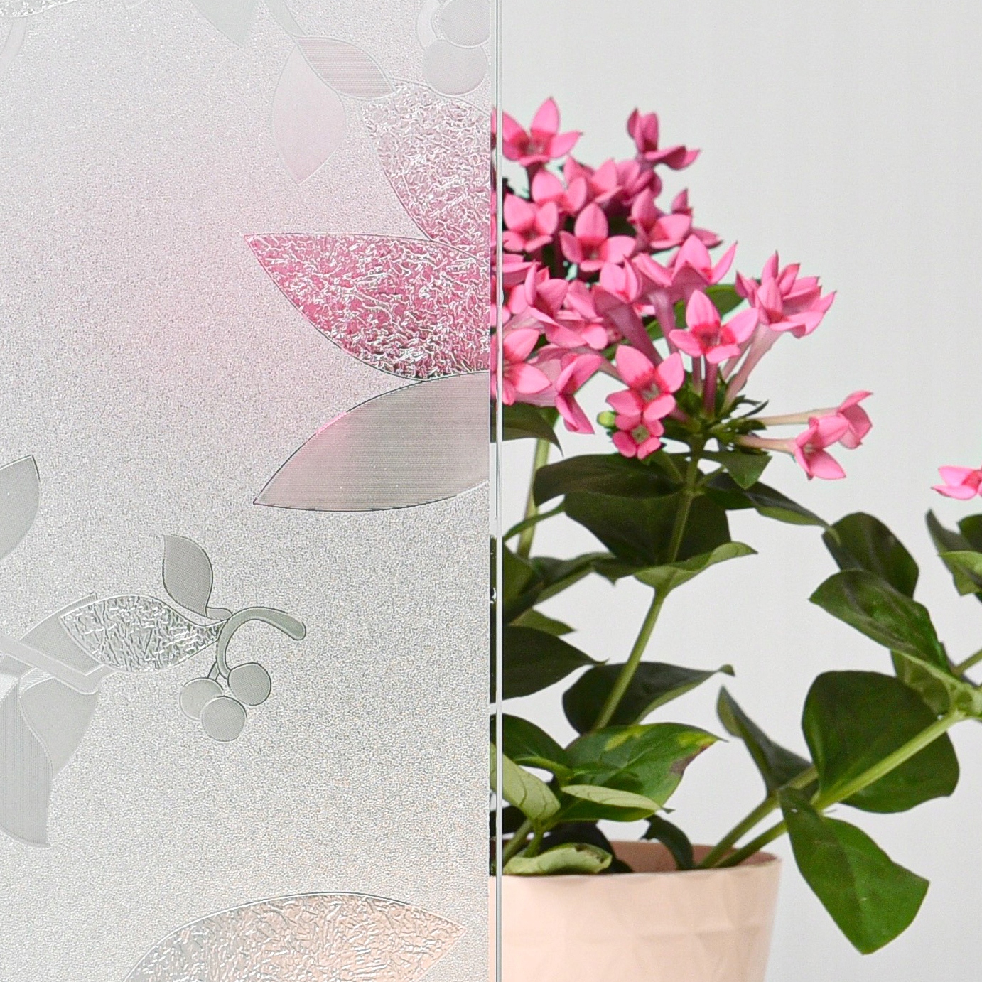 

Folia okienna statyczna Dekoban 67x150 cm S6733
