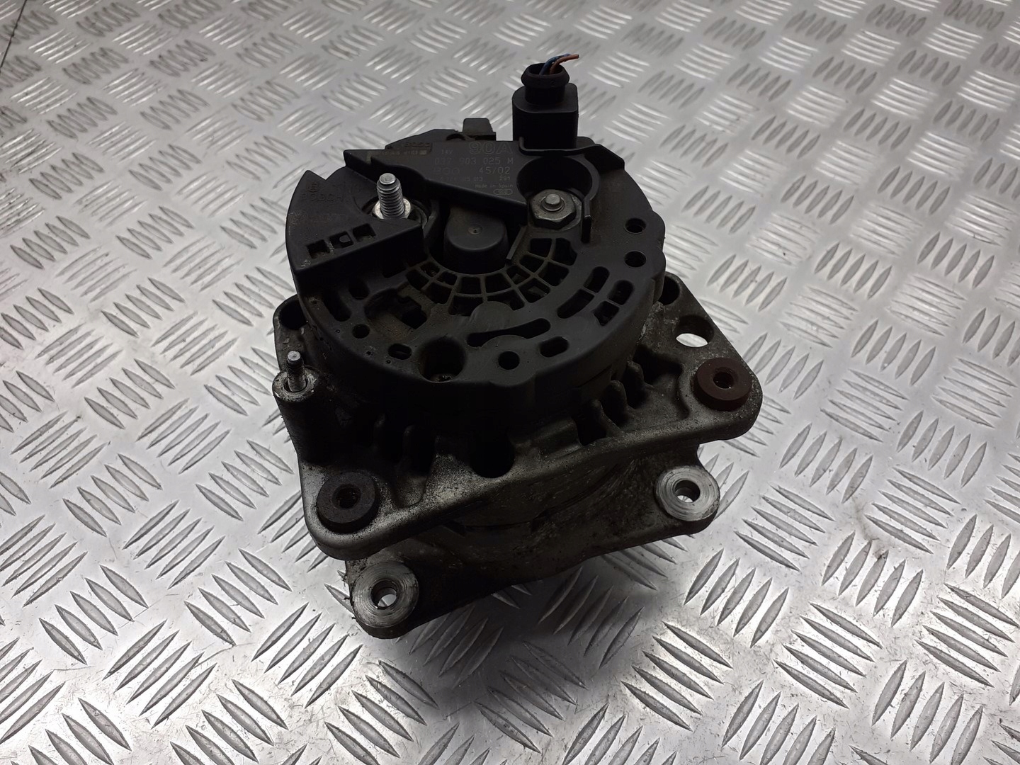 ALTERNATOR SKODA FABIA I 1.4 037903025M 037903025M za 70 zł z Piotrków