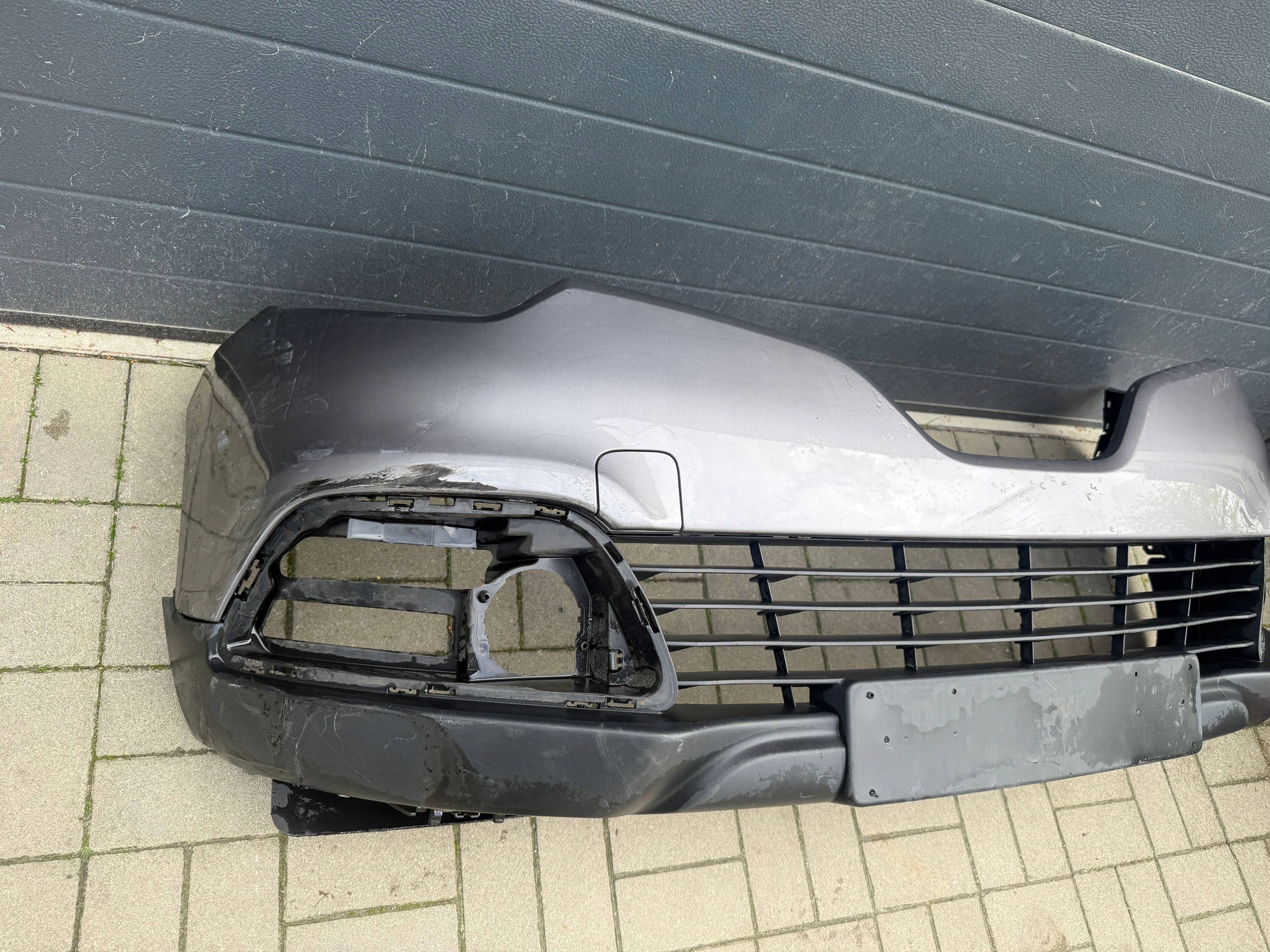 Renault Captur 1 and 13- bumper front front