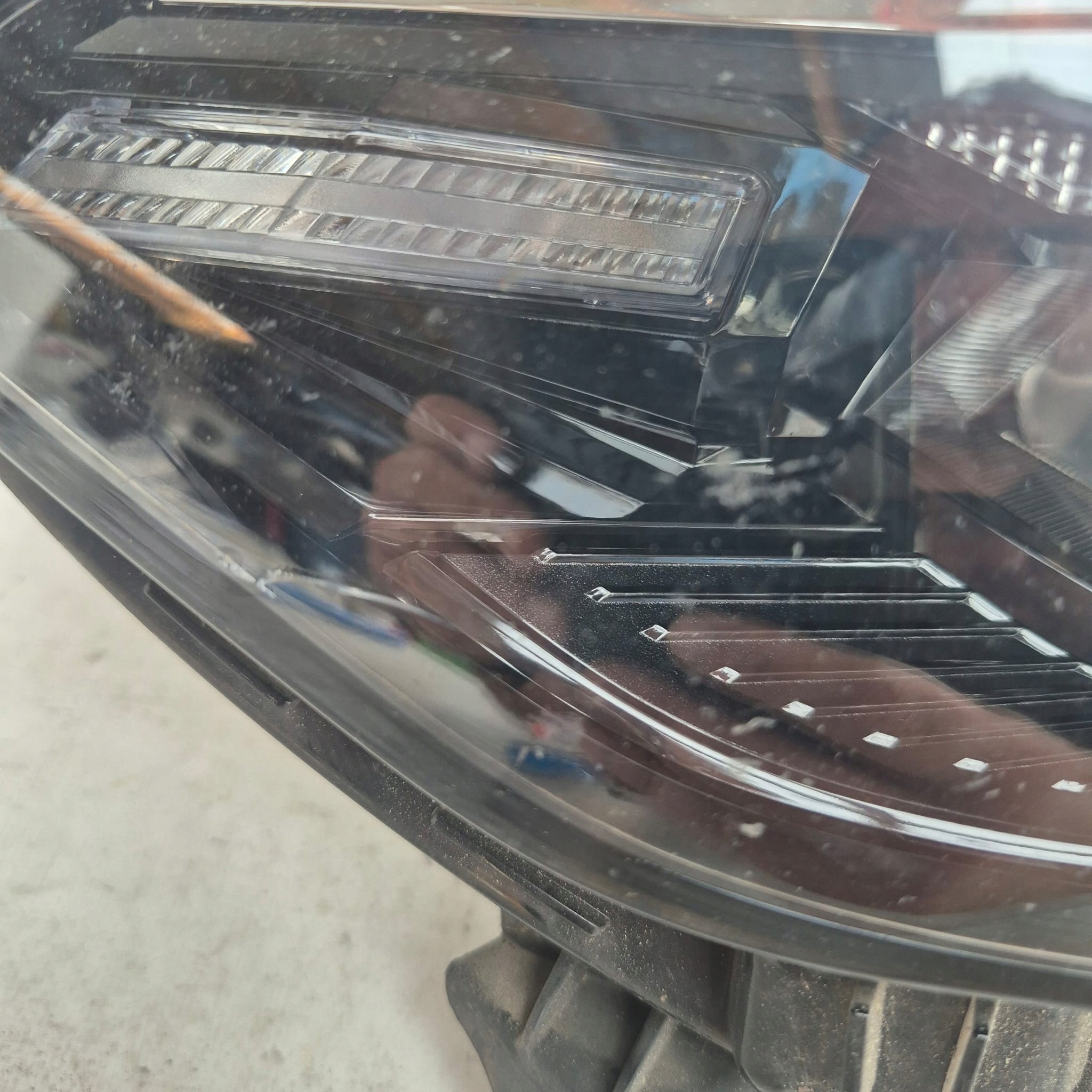 RENAULT CLIO V 5 19- light left front front FULL LED CIEMNA 260606305R