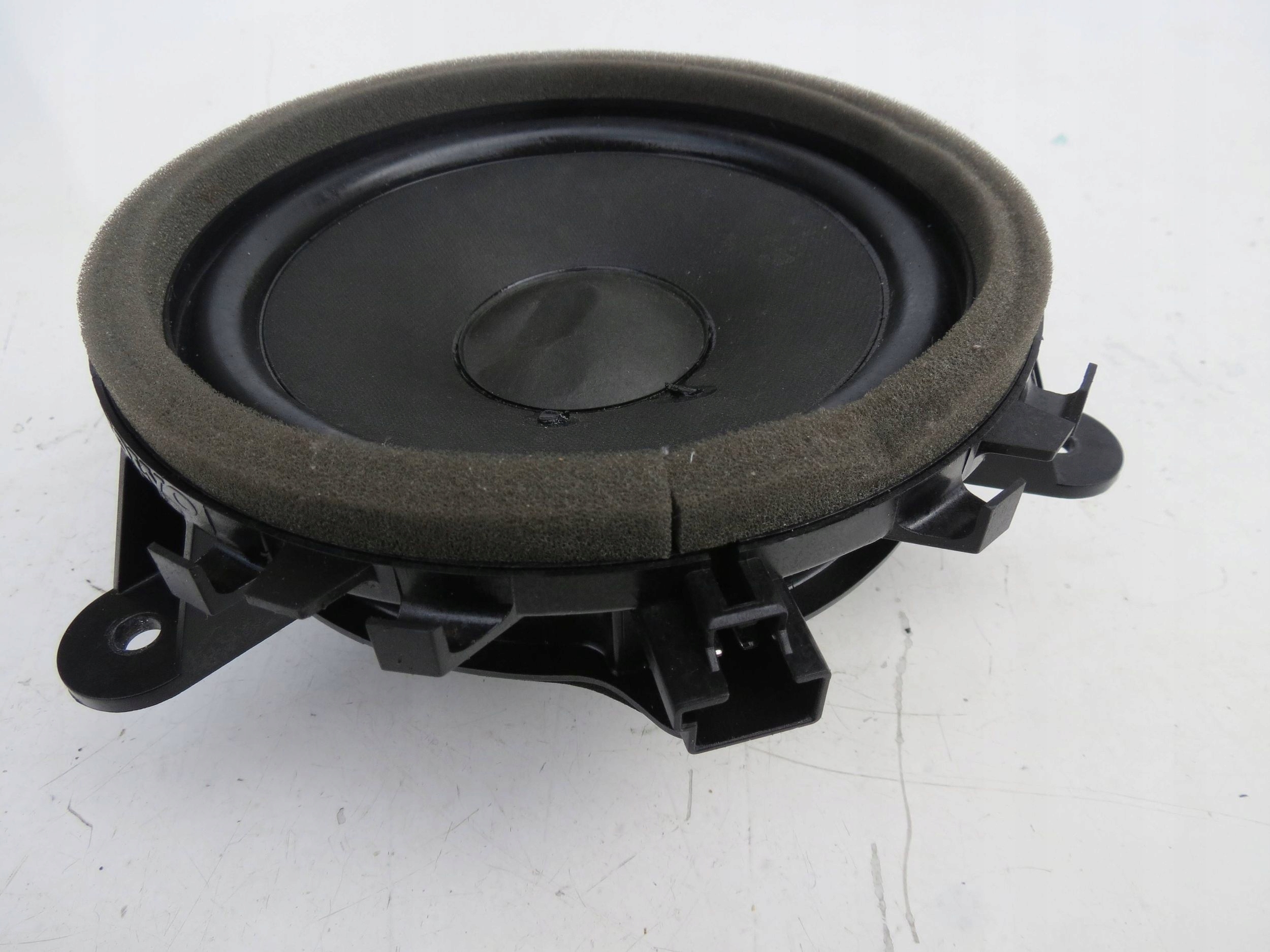 speaker front VOLVO V70 lll 3.2 B R6 243 KM 07-16r 30657445