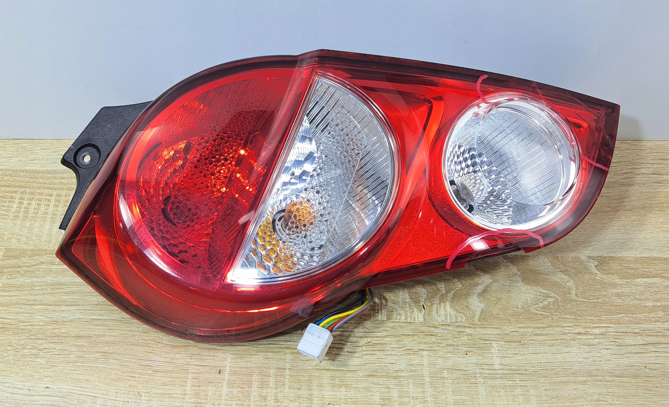 SPARK III 3 M300 РЕСТАЙЛИНГ 13-15 фонарь левый задний #