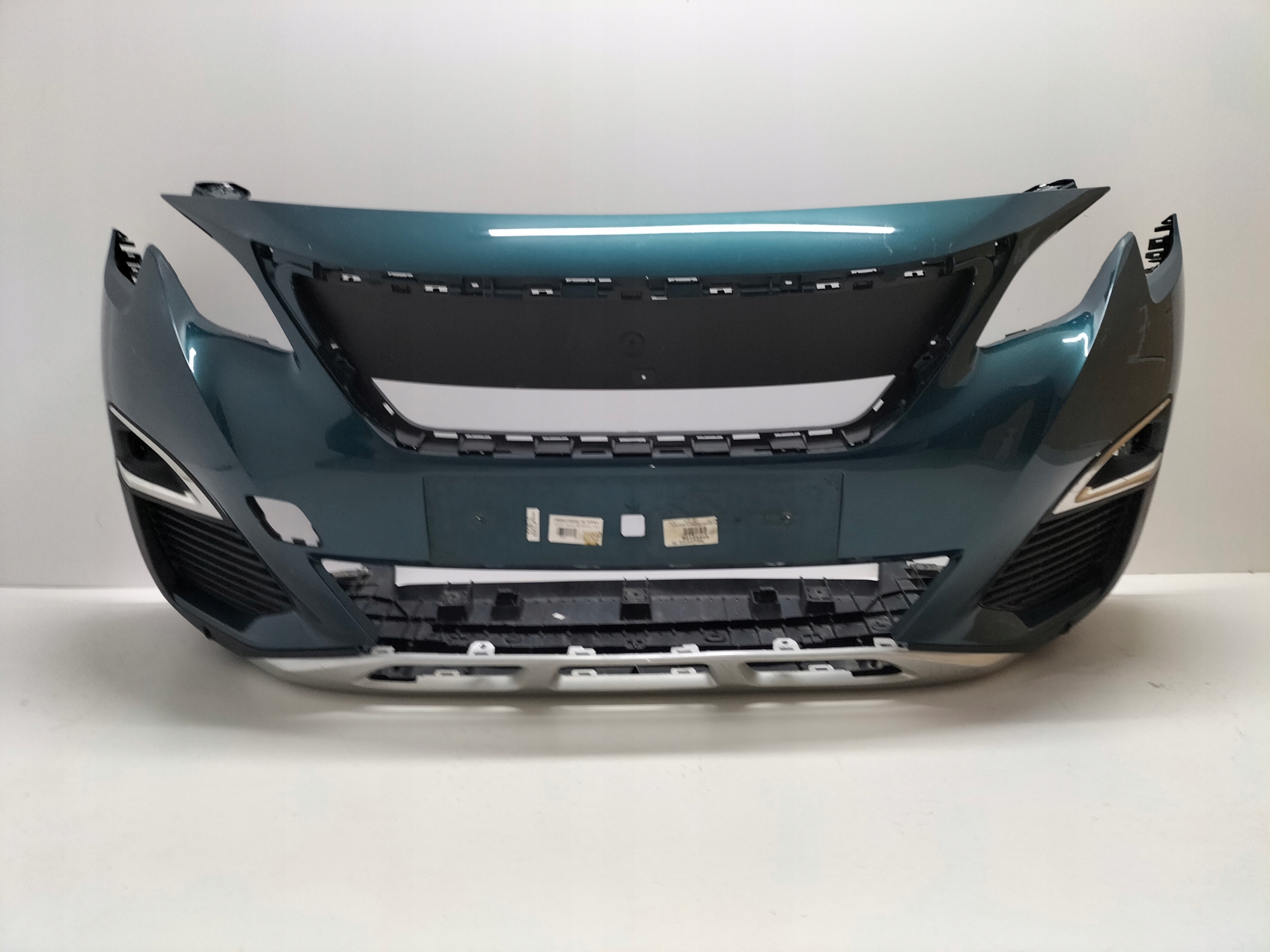 Zderzak przedni przód PEUGEOT 3008 5008 II 16-