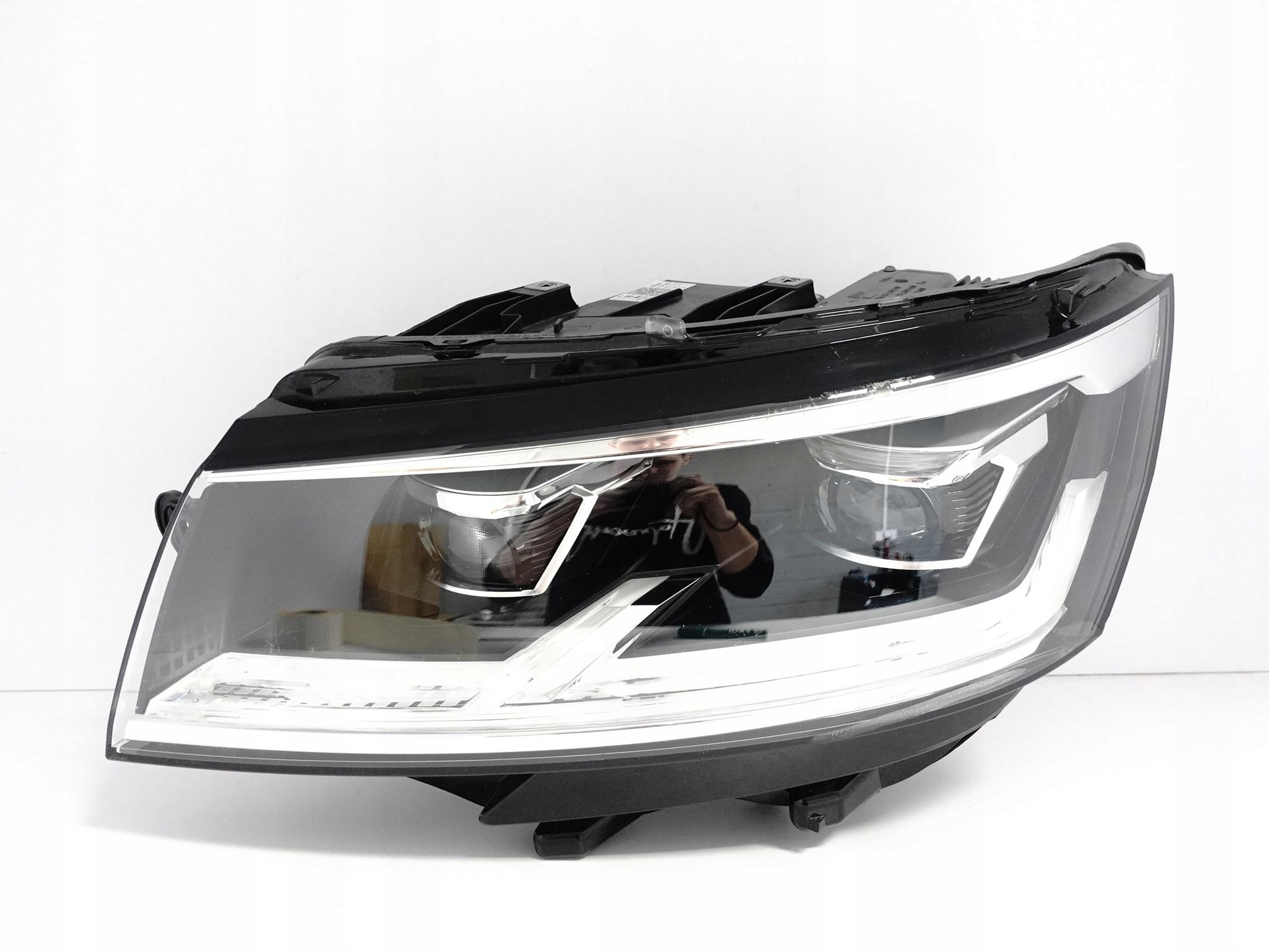 VW T6 LIFT 7L1 T6.1 19-23 FULL LED light left EU