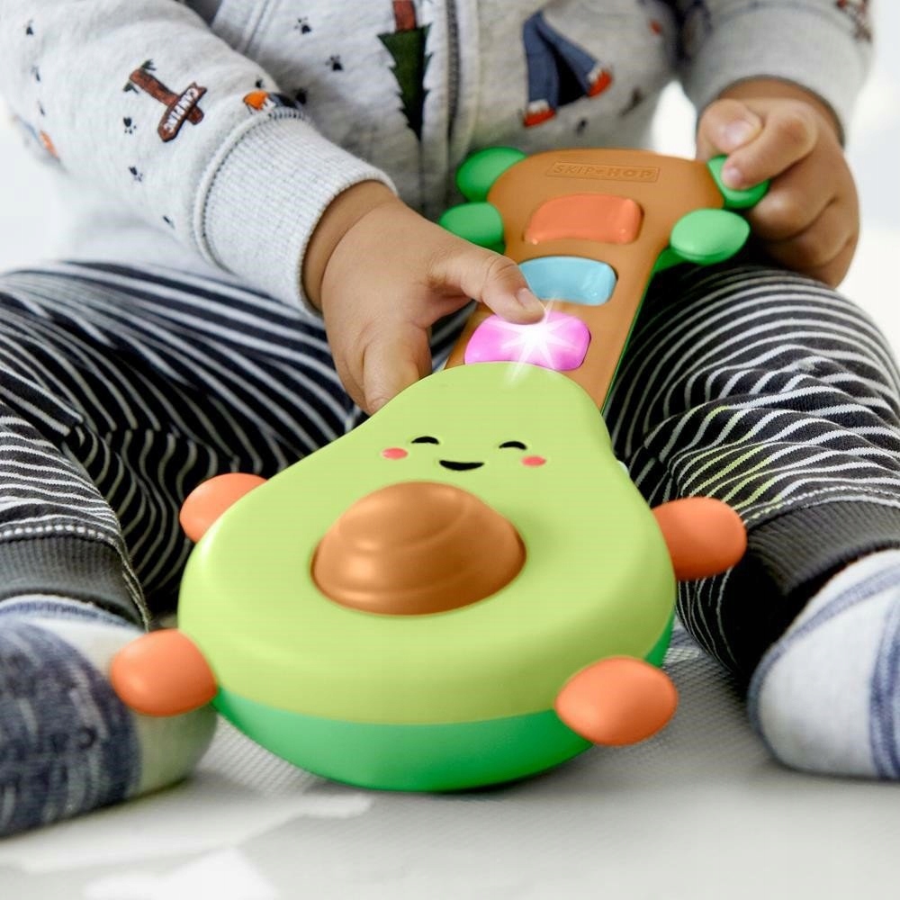 Skip Hop Gitara Awokado Rock-A-Mole Marka Skip Hop
