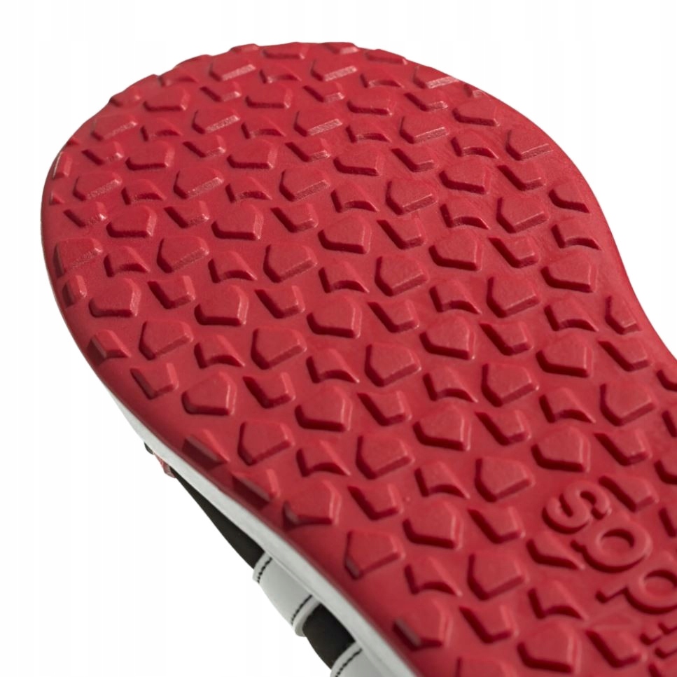 BUTY MŁODZIEŻOWE SPORTOWE ADIDAS VS SWITCH 3 K Materiał nubuk