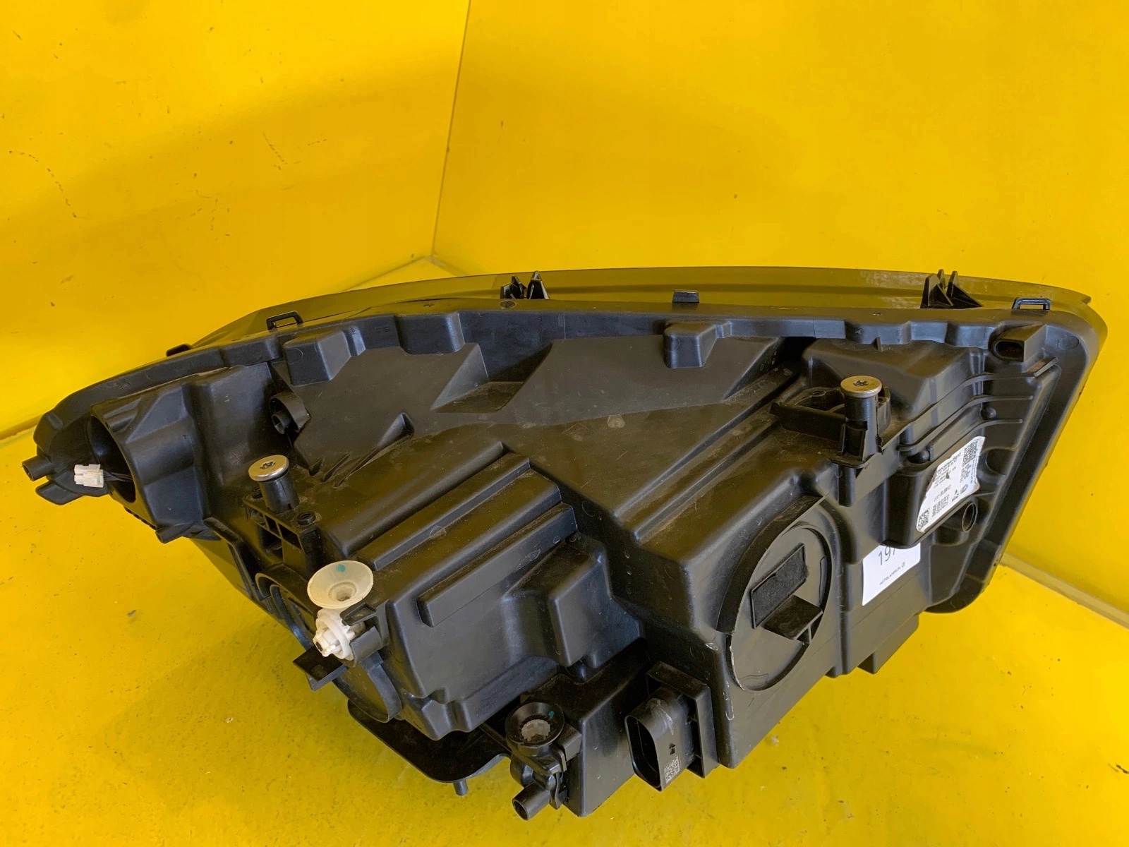 light left Mercedes GLA W247 MultiBeam A2479064906