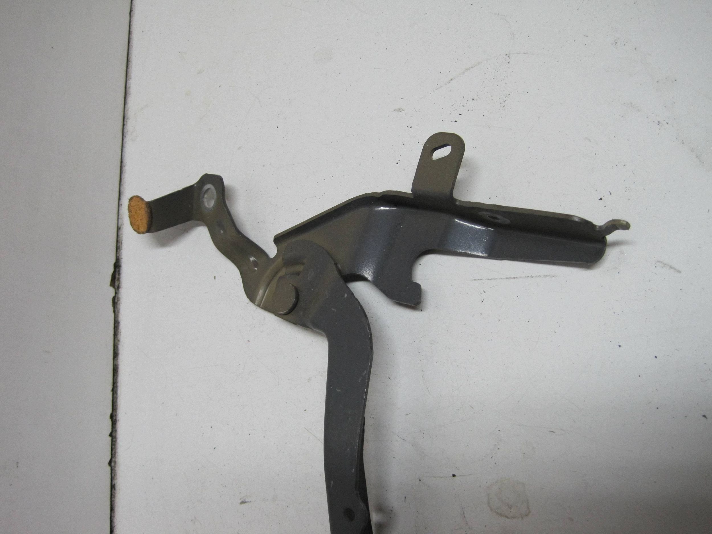 bonnet hinges left PEUGEOT 2008 II 9839901480
