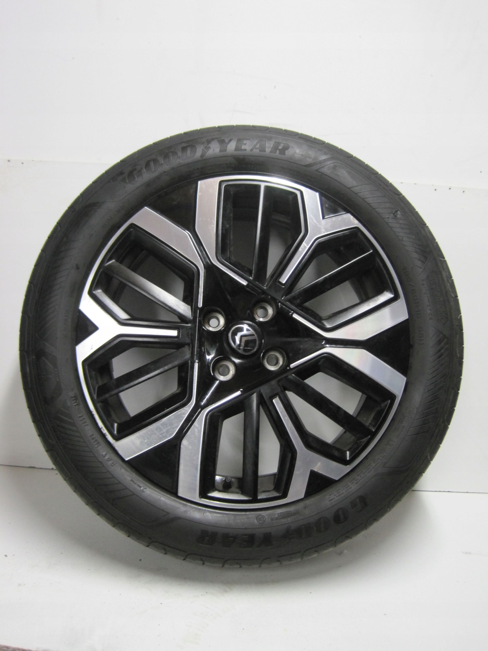 wheels discs tyres CITROEN C4 III R18 6 MM