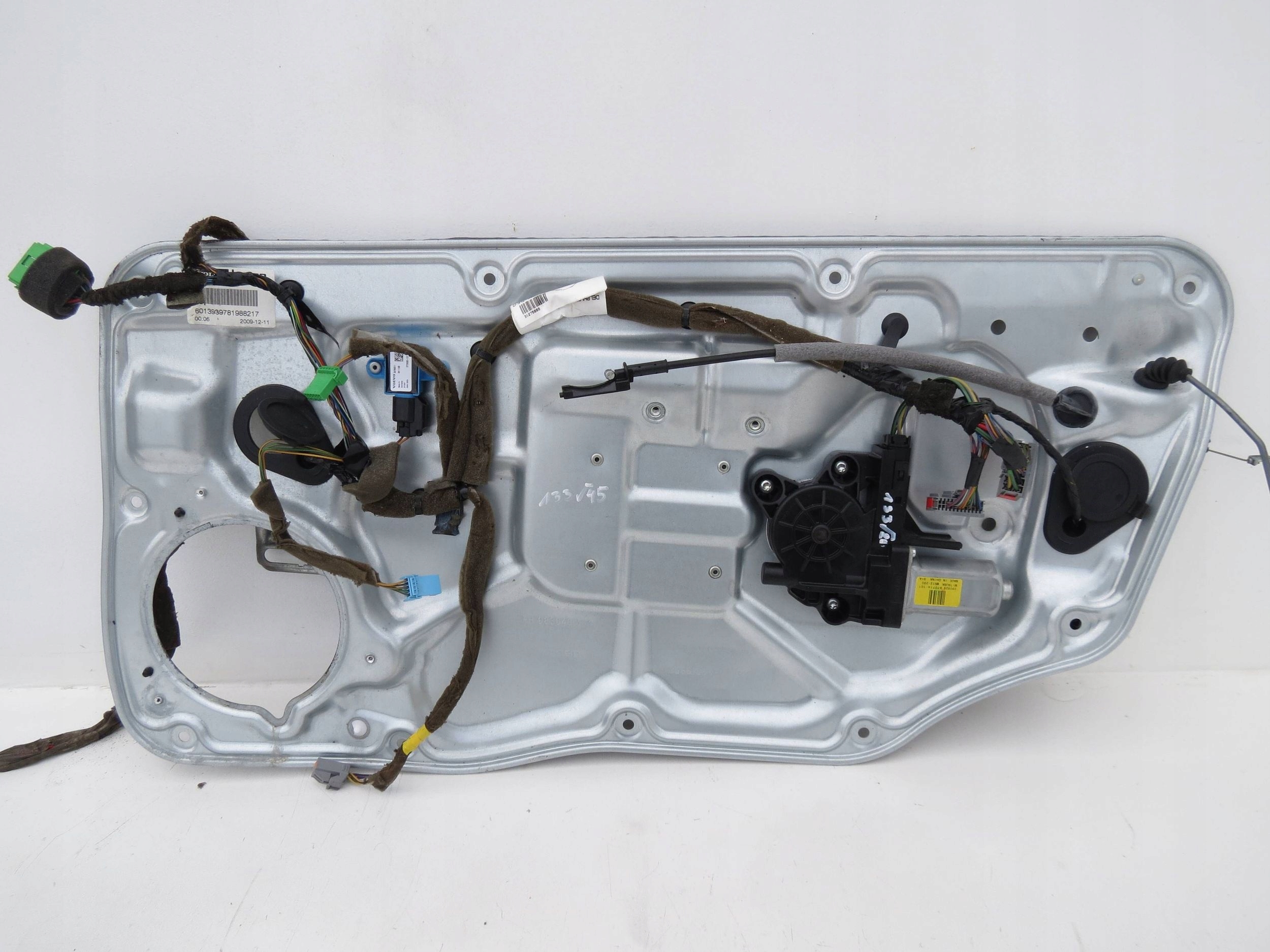 window regulator right front VOLVO V70 lll 3.2 B R6 243 KM 07-16r 30661066