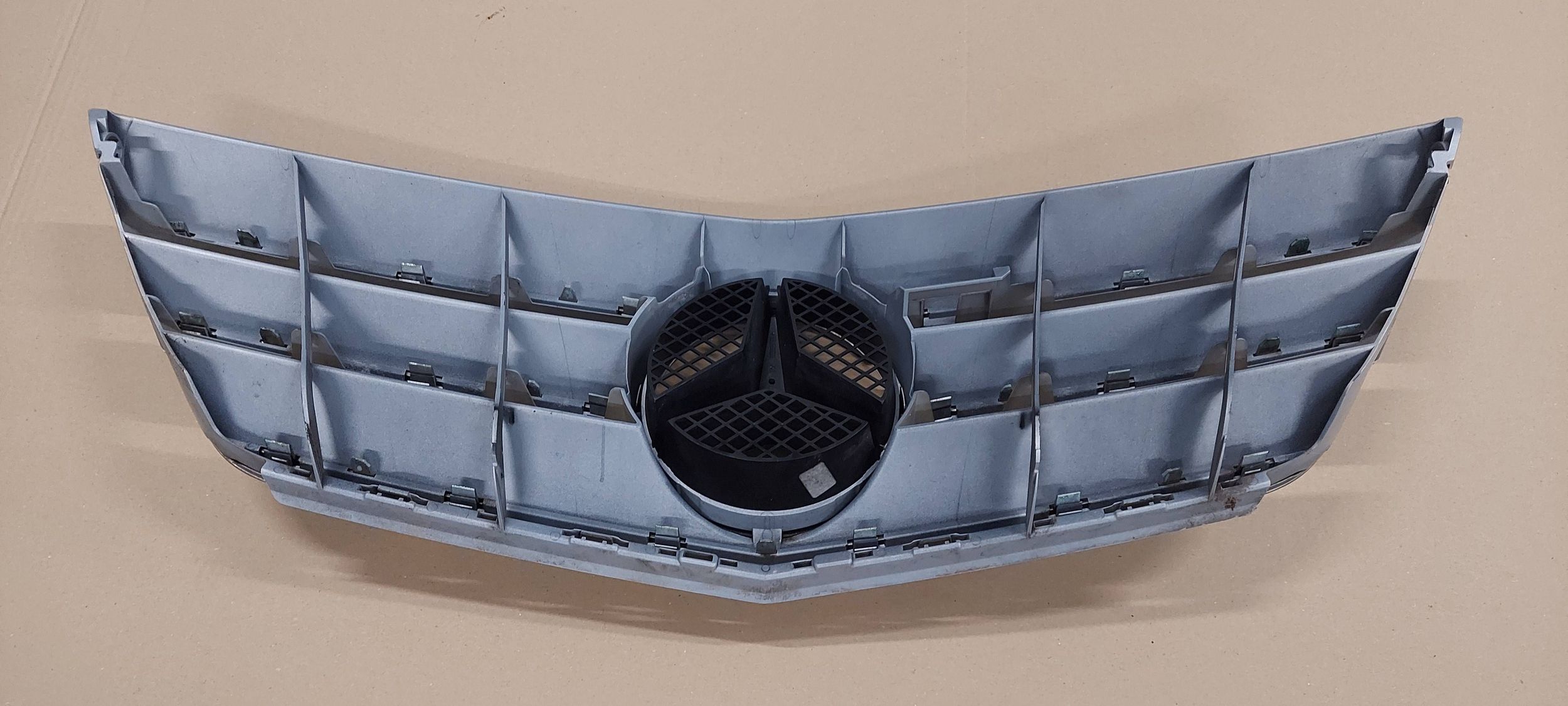 Grille MERCEDES B-KLASA W245 1698881660