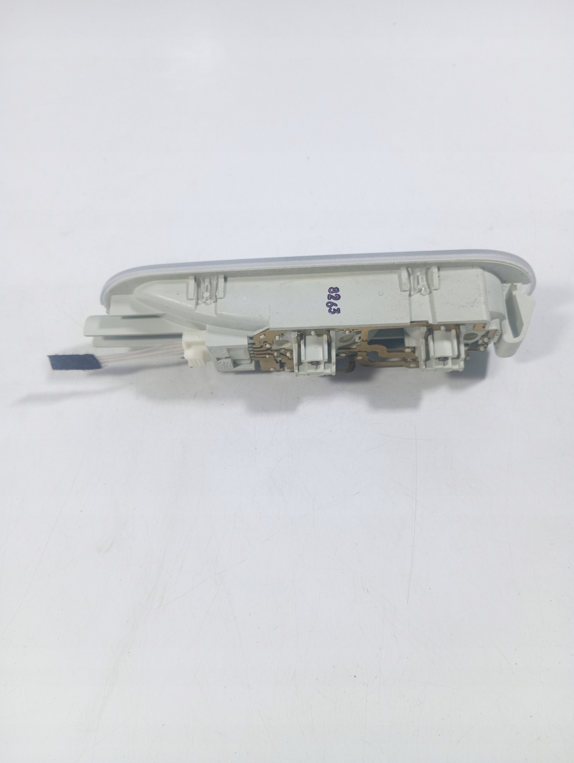 Renault Modus 04-08 OSWIETLENIE cabs light inner OE 8200073231