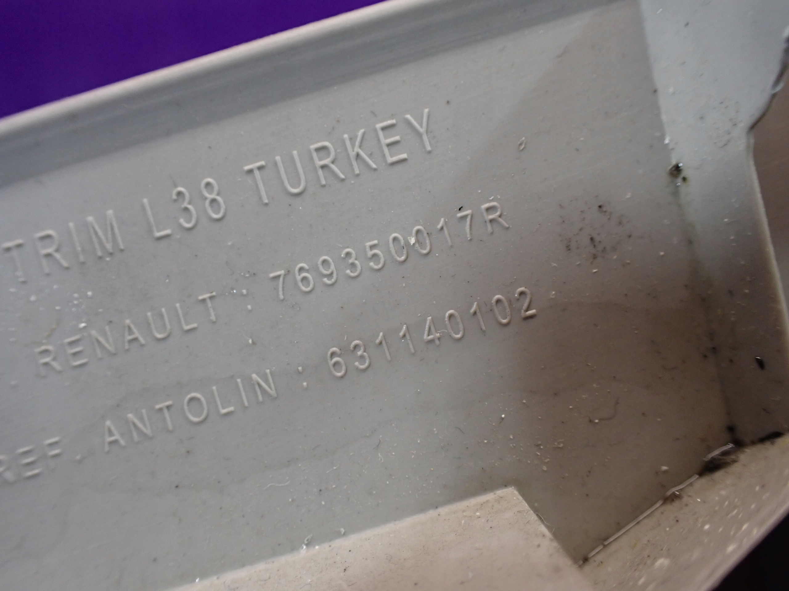 FLUENCE защита зад левый задний 769350017R
