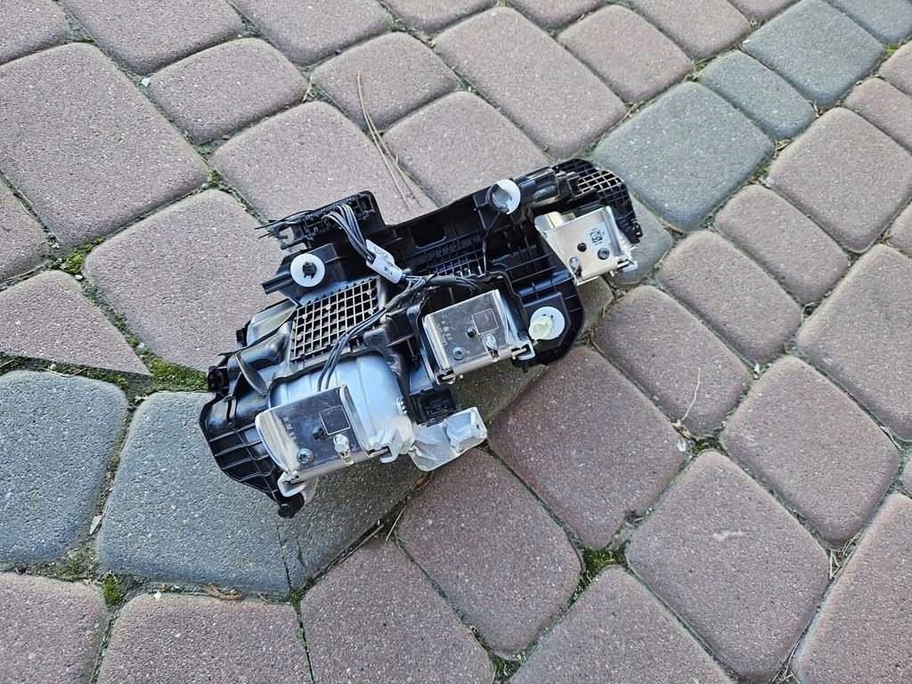 Odblask z modulami LED ledowy right light Opel Corsa F
