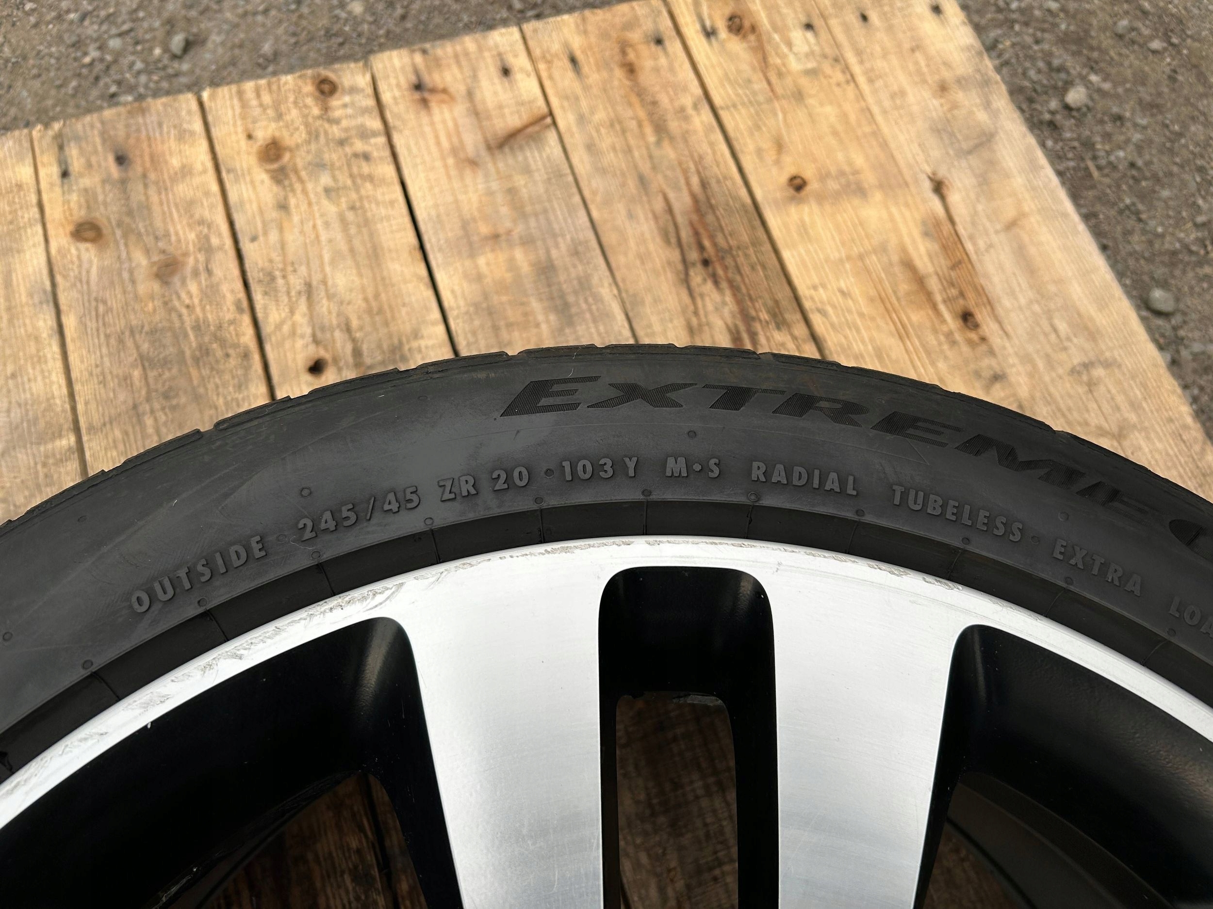 wheel disc disc 20" 20x9jx25.5 Dodge Charger Challenger SRT 2011
