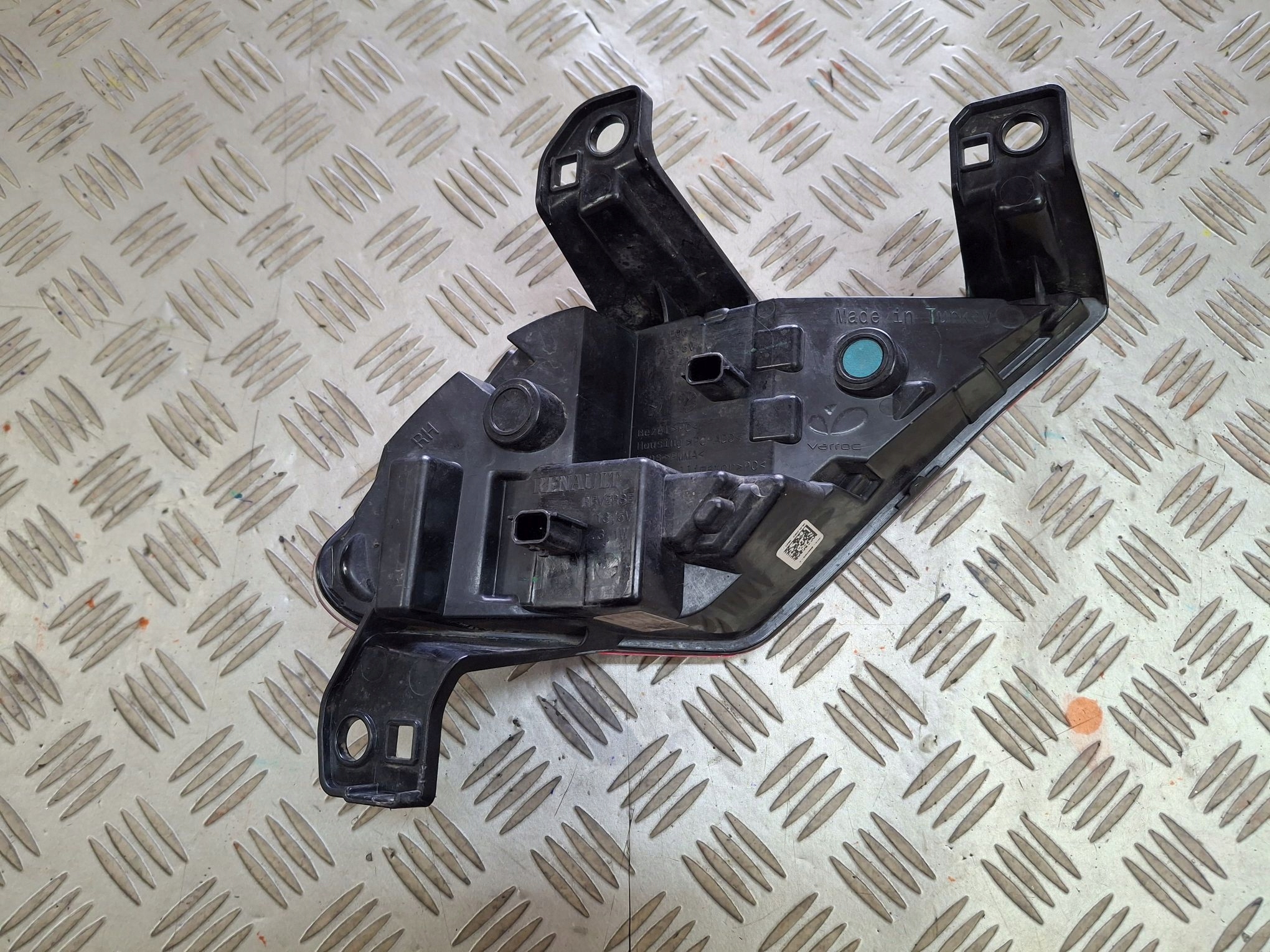 RENAULT AUSTRAL 2022 -> light light PRZECIWMGIELNE rear part right
