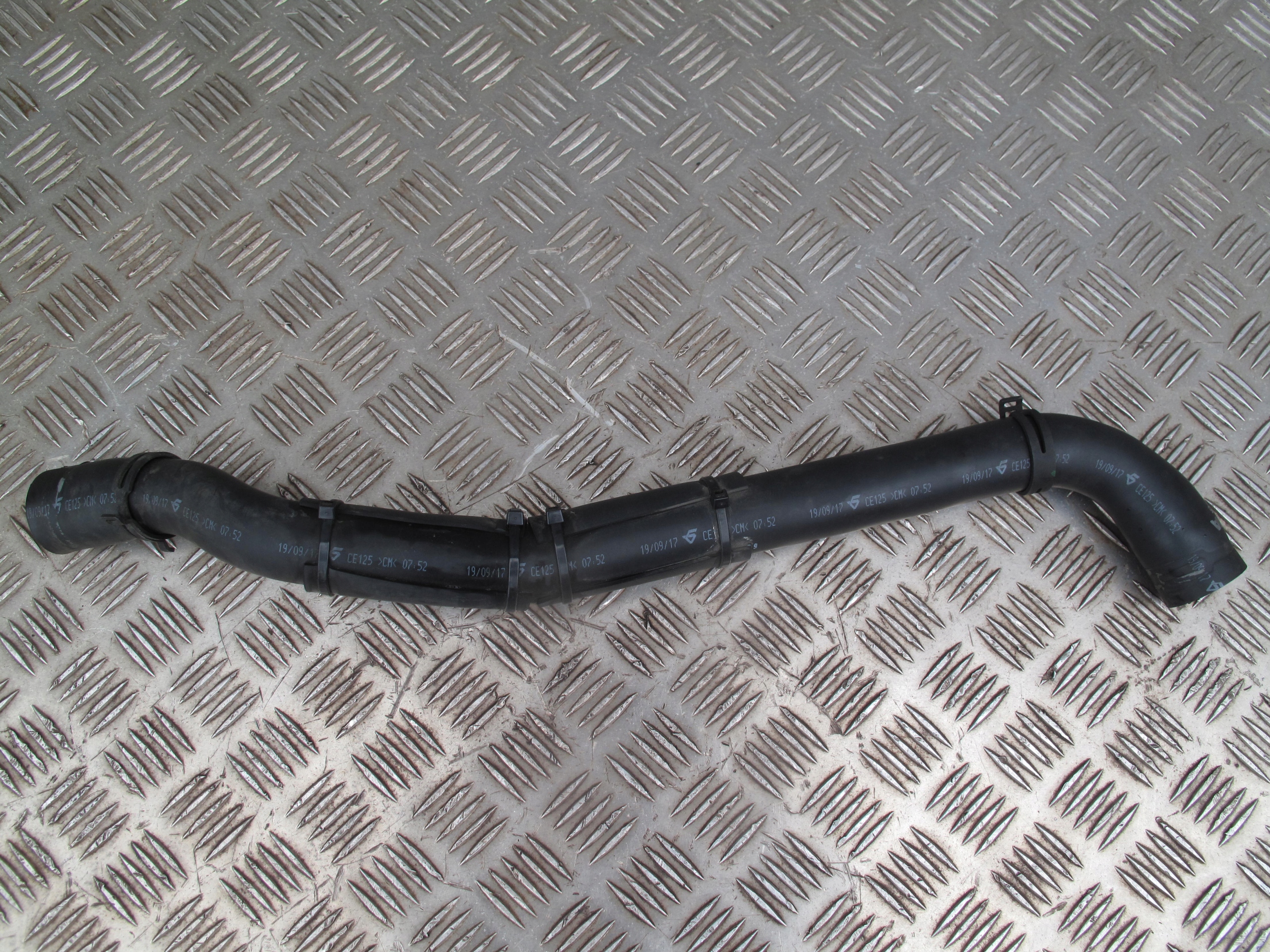 2392375 - ТРУБА ВОДОПРОВІД SCANIA R S