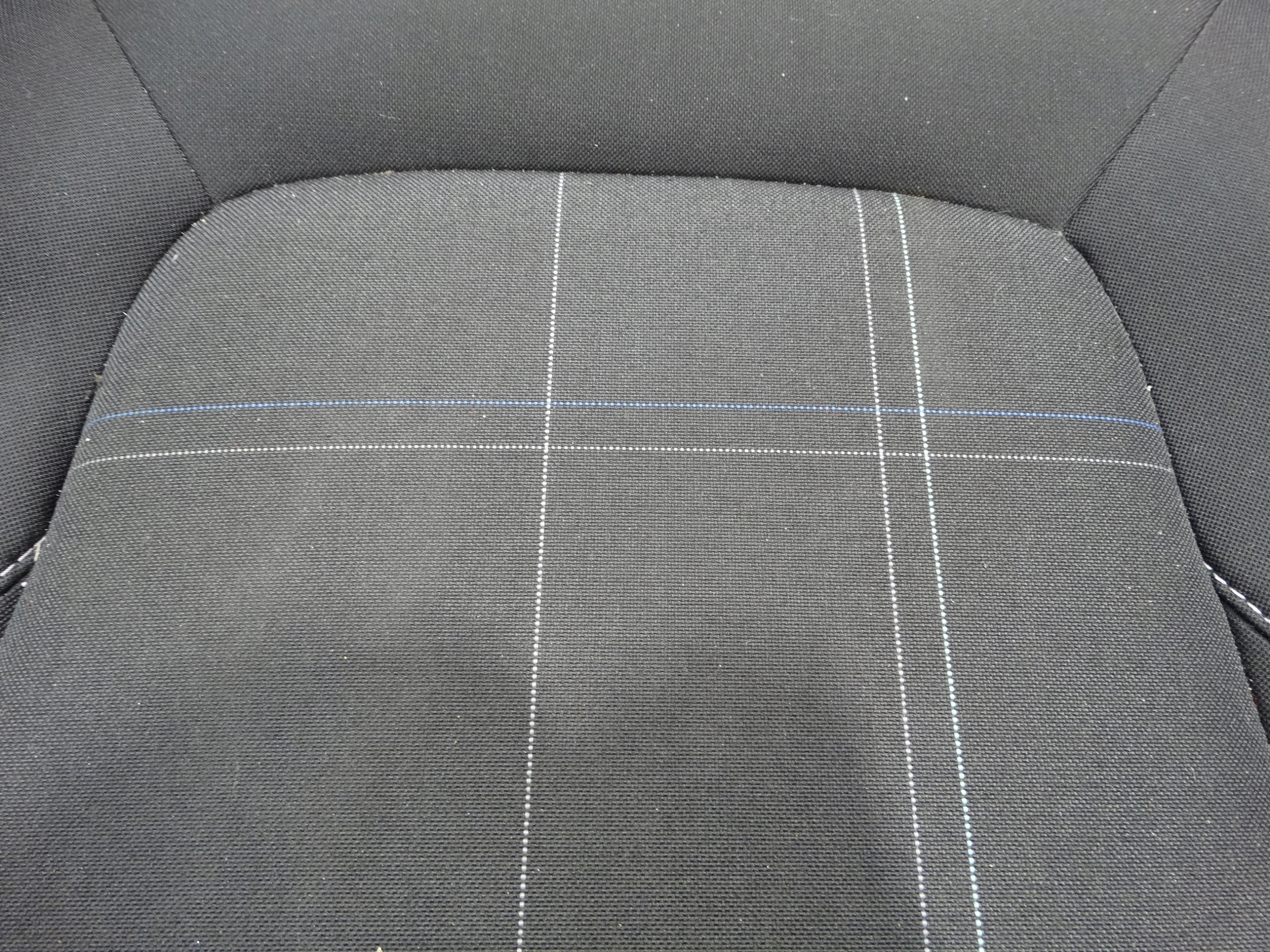 SIEDZISKO MATERIAL seat right front FORD FIESTA MK8