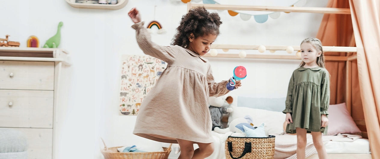 Mikrofon Karaoke do Ręki dzieci Bezprzewodowy Nagrywanie Modulacja Głosu Szerokość produktu 6 cm