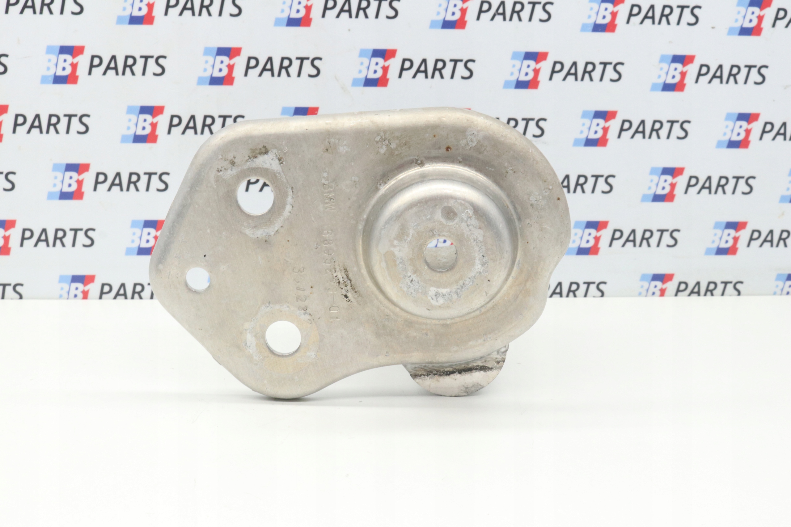 BMW G26 I4 Console Support plaque SANEK Droite Arrière 6895228