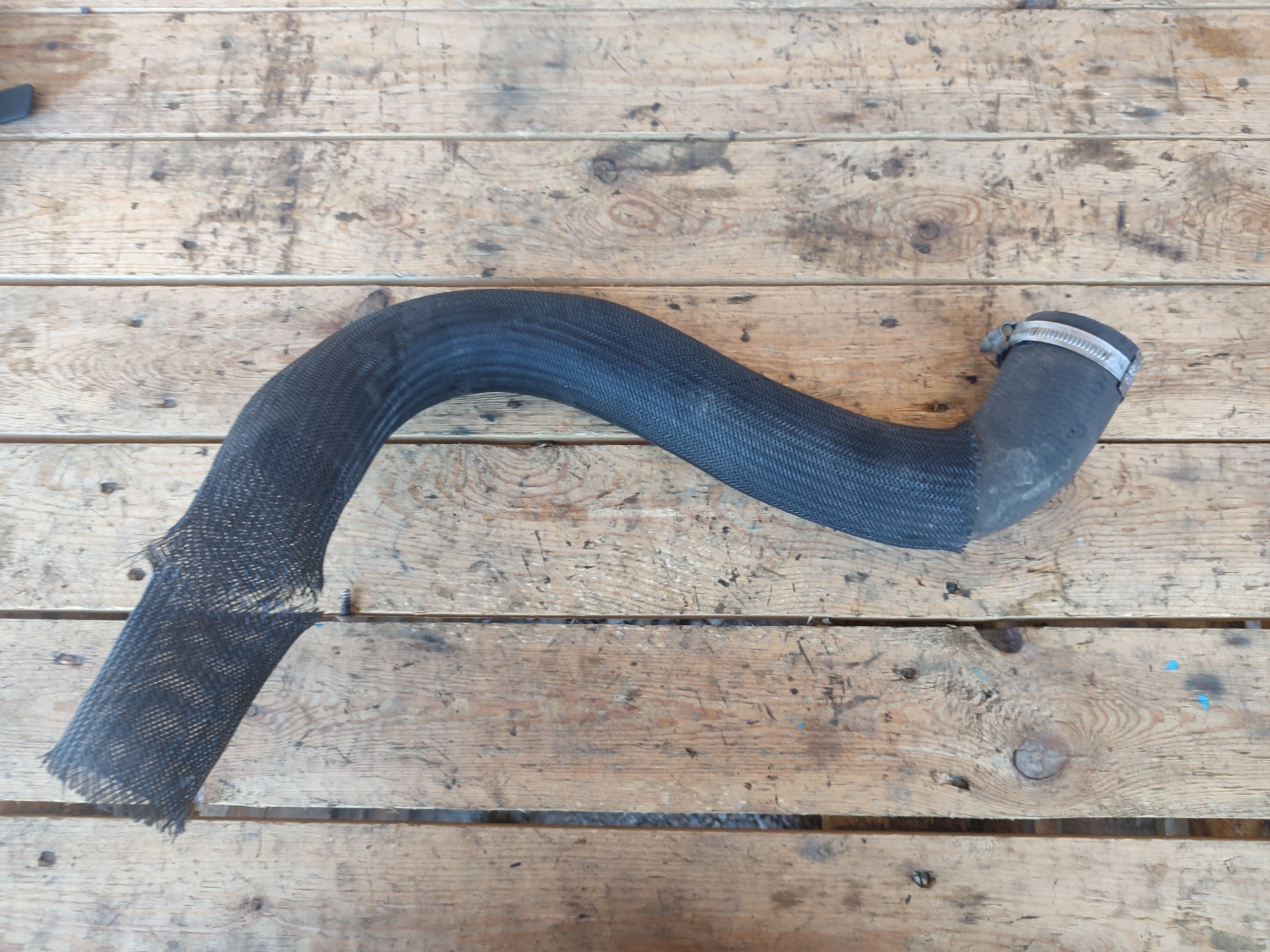 PEUGEOT trouba hadice TURBO intercoolera 9806720880