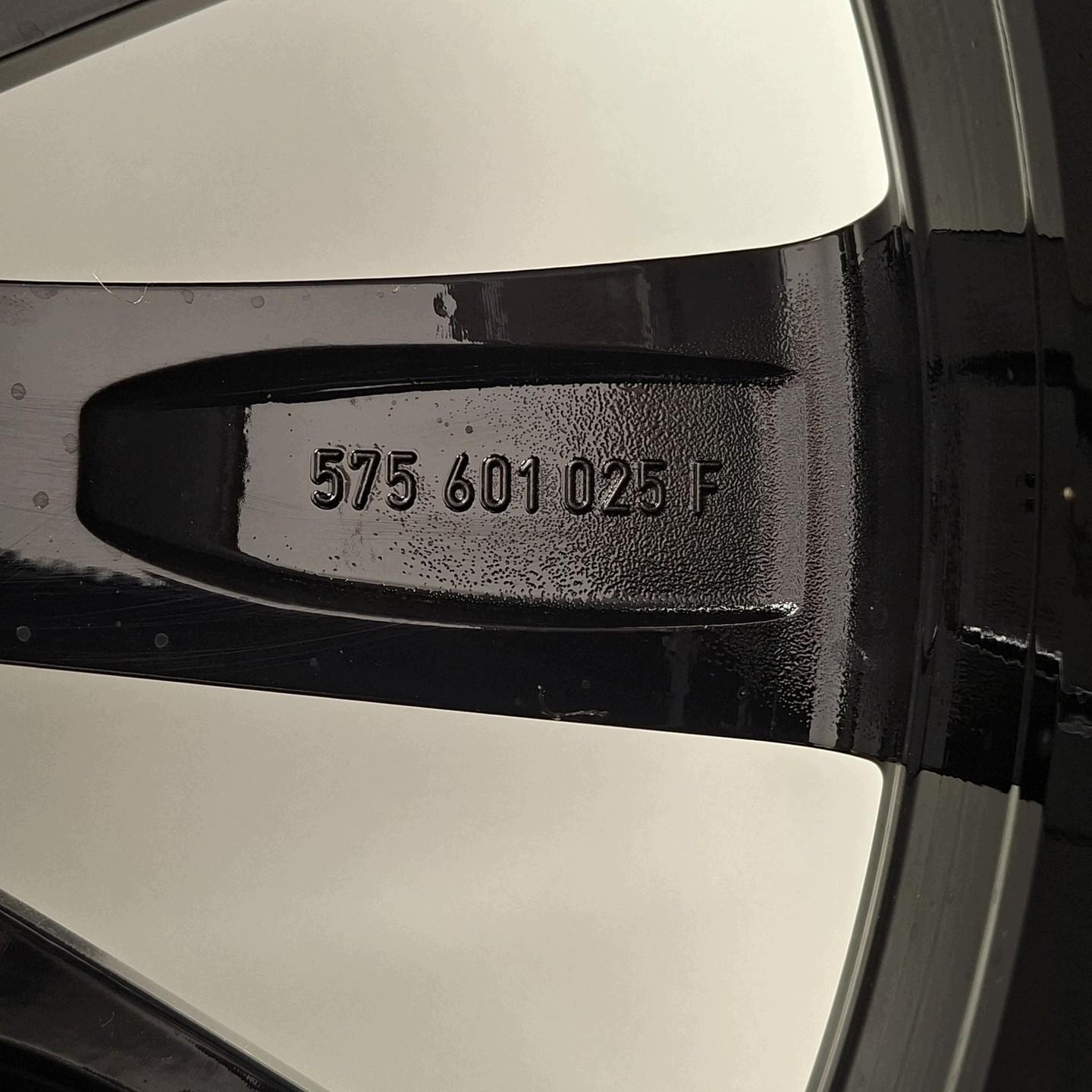 SEAT ATECA 19 19" 575601025F cerchi di alluminio