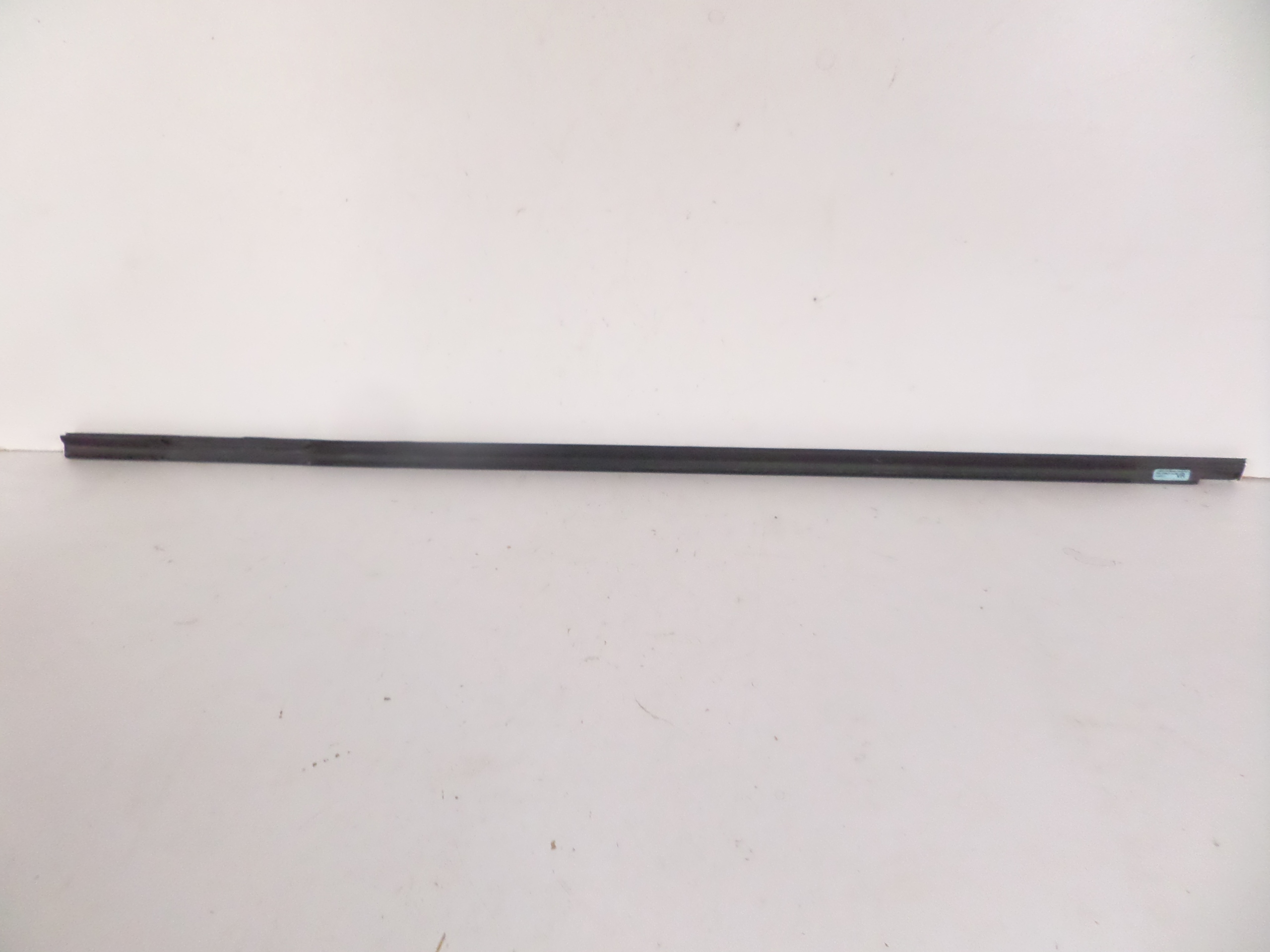 moulding dust right front OPEL ASTRA IV J 09
