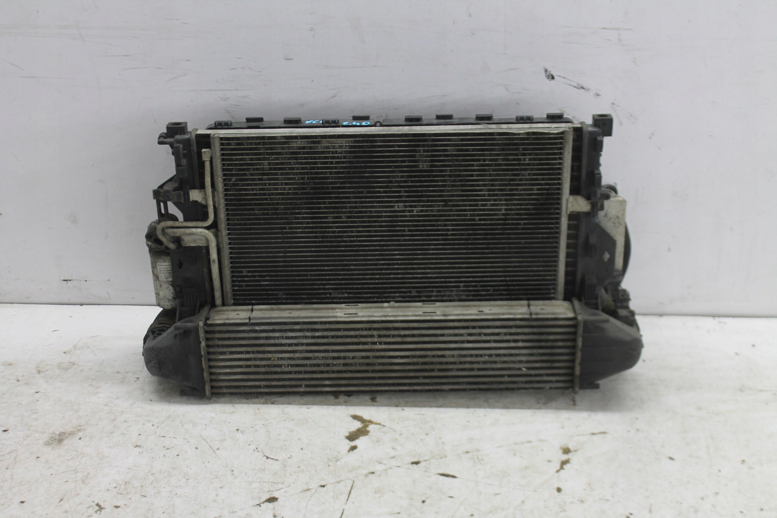 support panel for radiators radiator KOMPLET VOLVO XC60 and 2.4 D5 AUTOMAT 08-13