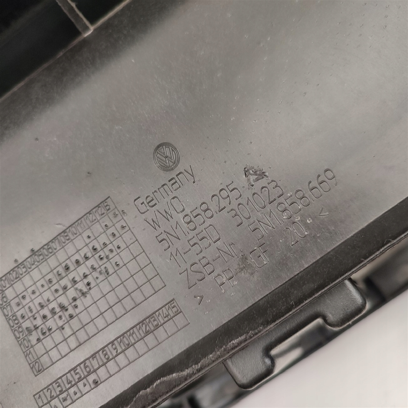 vw Tiguan I 5N консоль торпеда 5N1858295