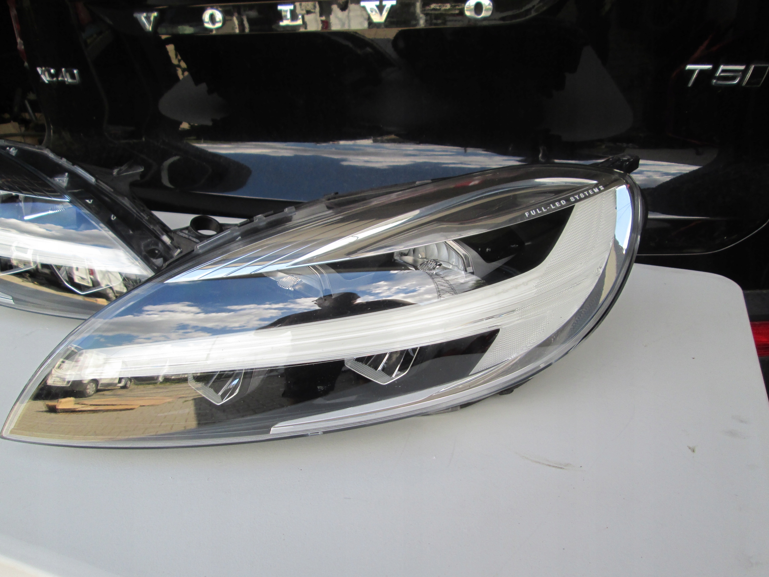 Frontscheinwerfer Volvo XC40 31677002 LED Links Scheinwerfer Headlight - Thumbnail 1