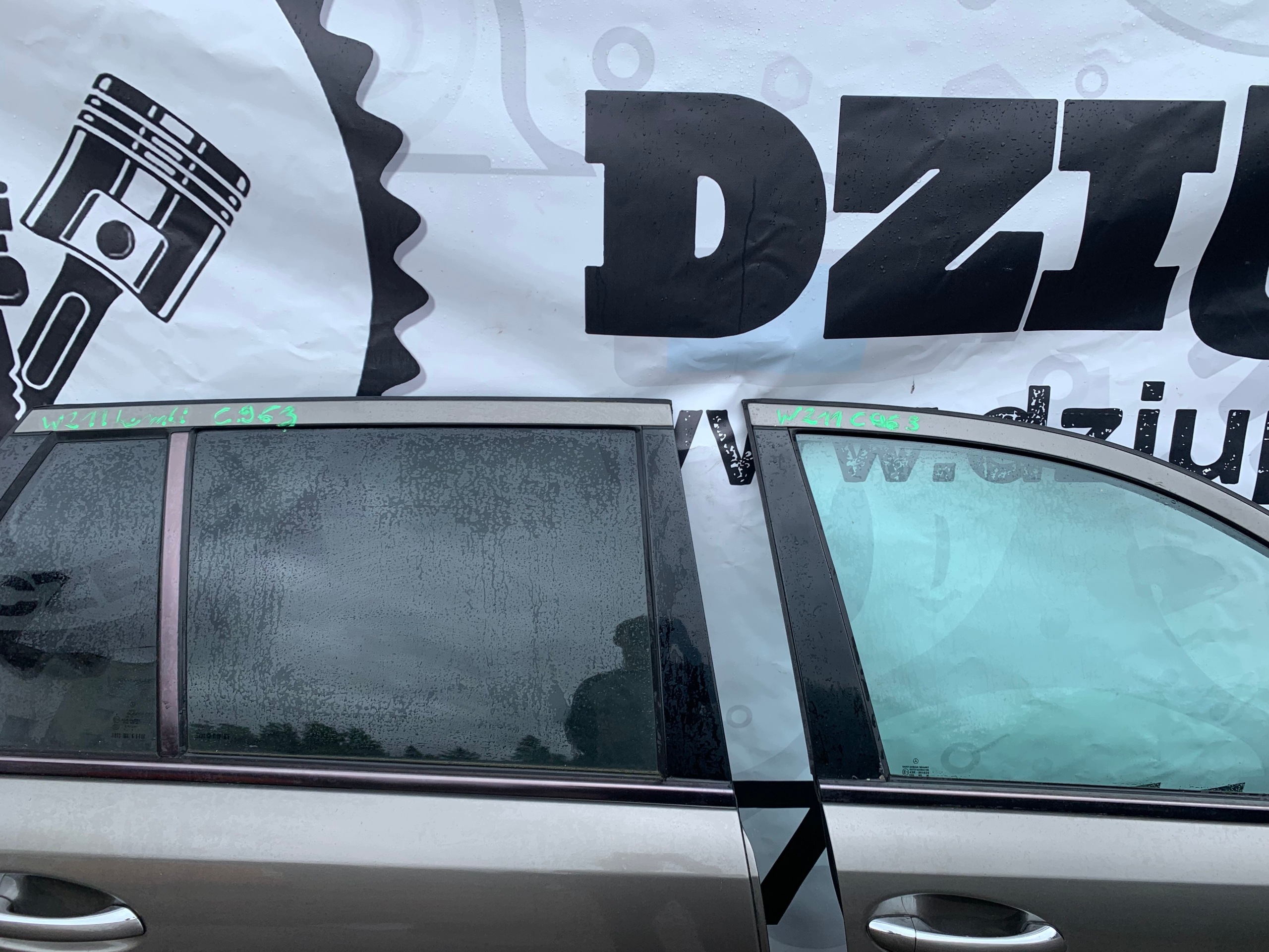 MERCEDES W211 E-KLASA door right PRWY front front front 963 C963