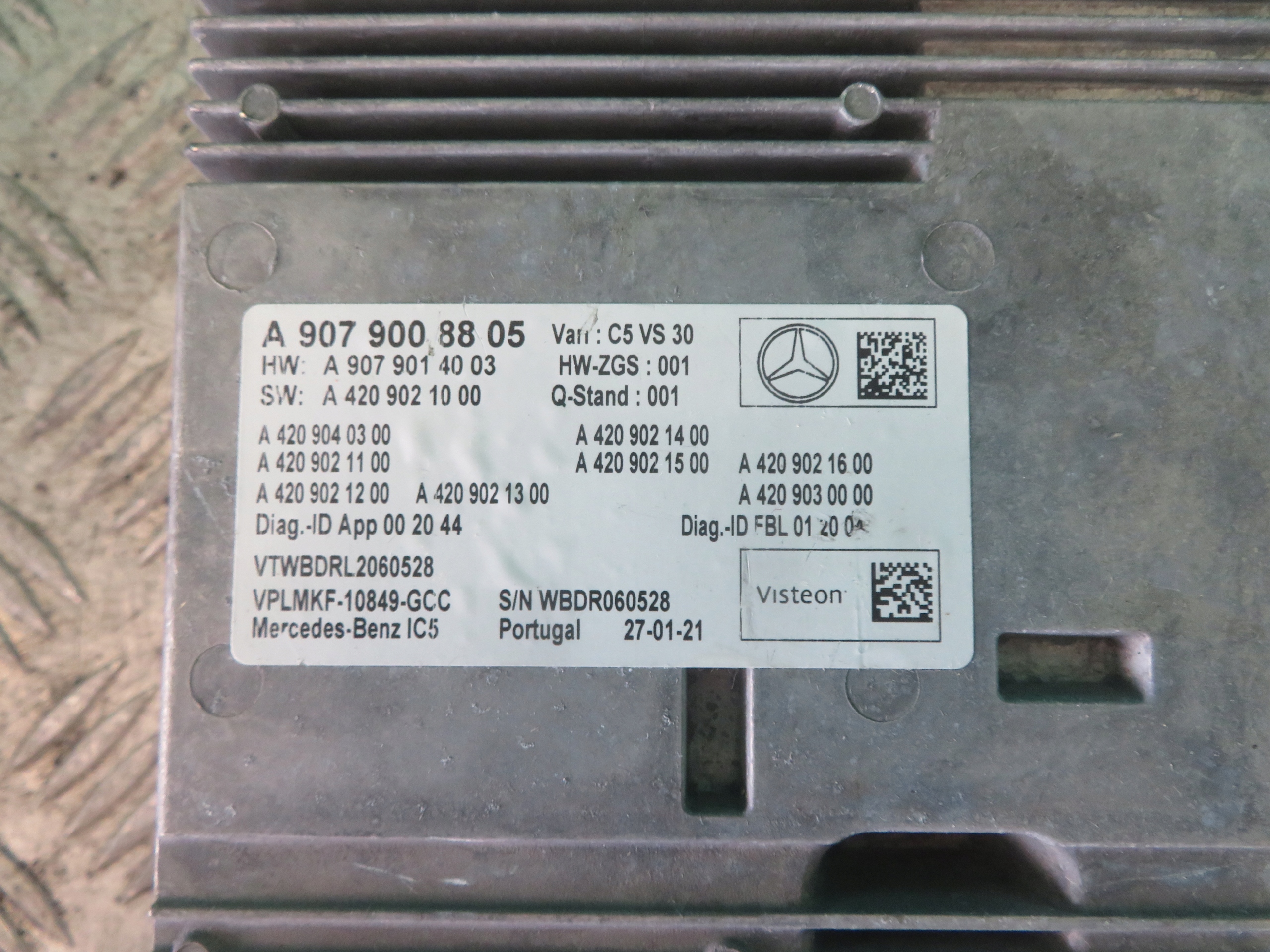 control unit RADIA navigation devices RENAULT TRAFIC A9079008805 21R