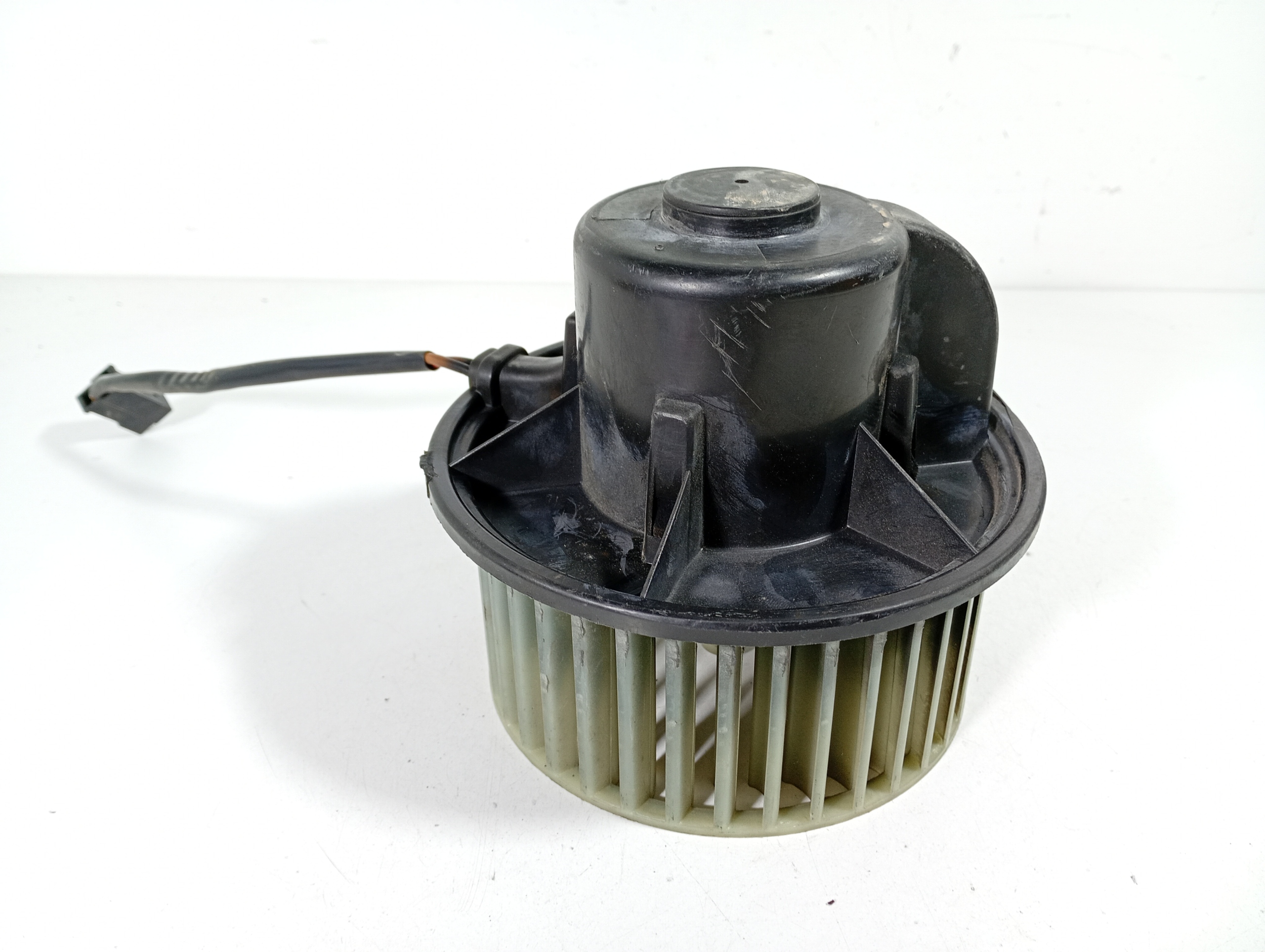 Audi A80 B4 80 91-96 heating fan air conditioning devices