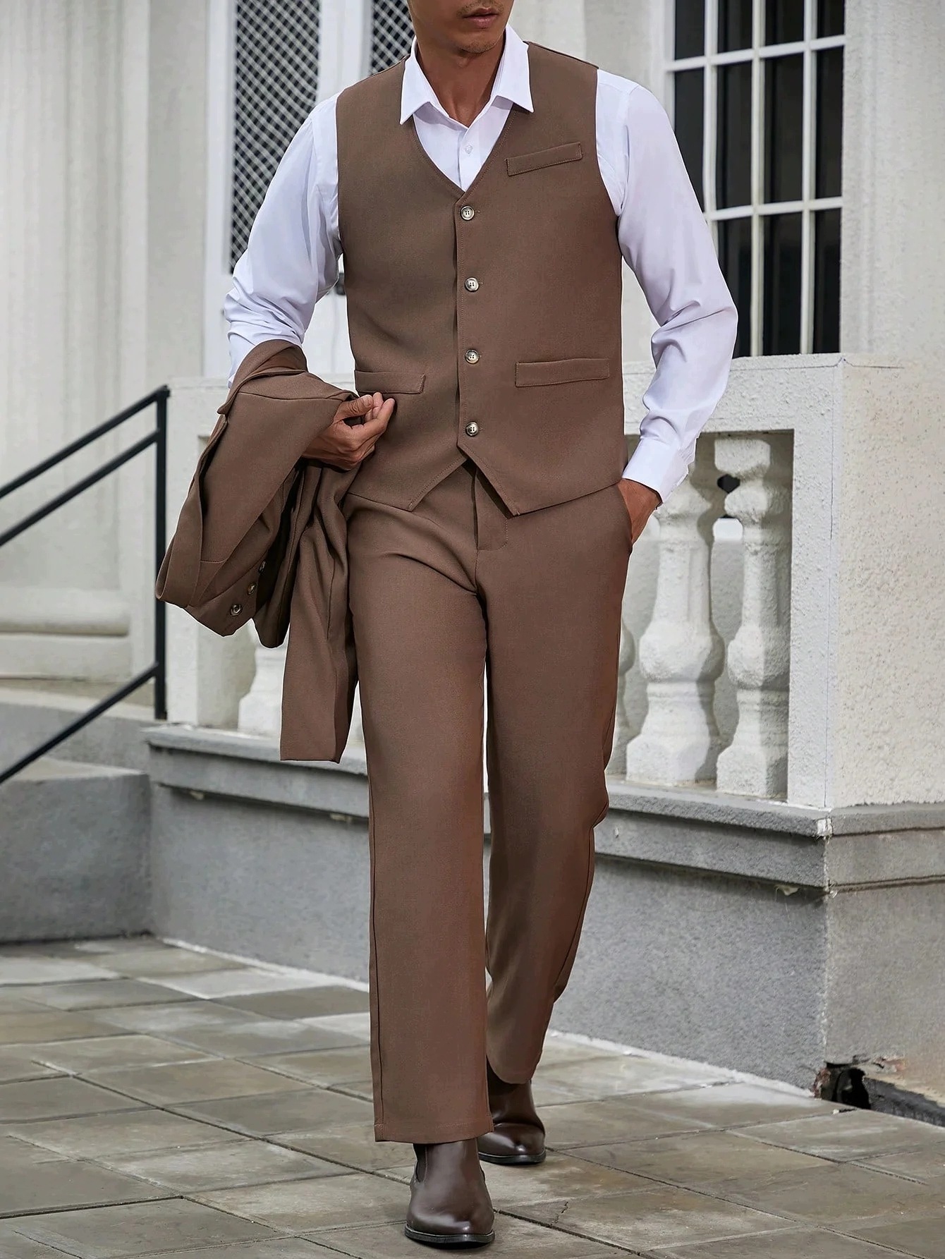 Pánský Třídílný Elegantní Obchodní Oblek V Hnědé Barvě Shein M