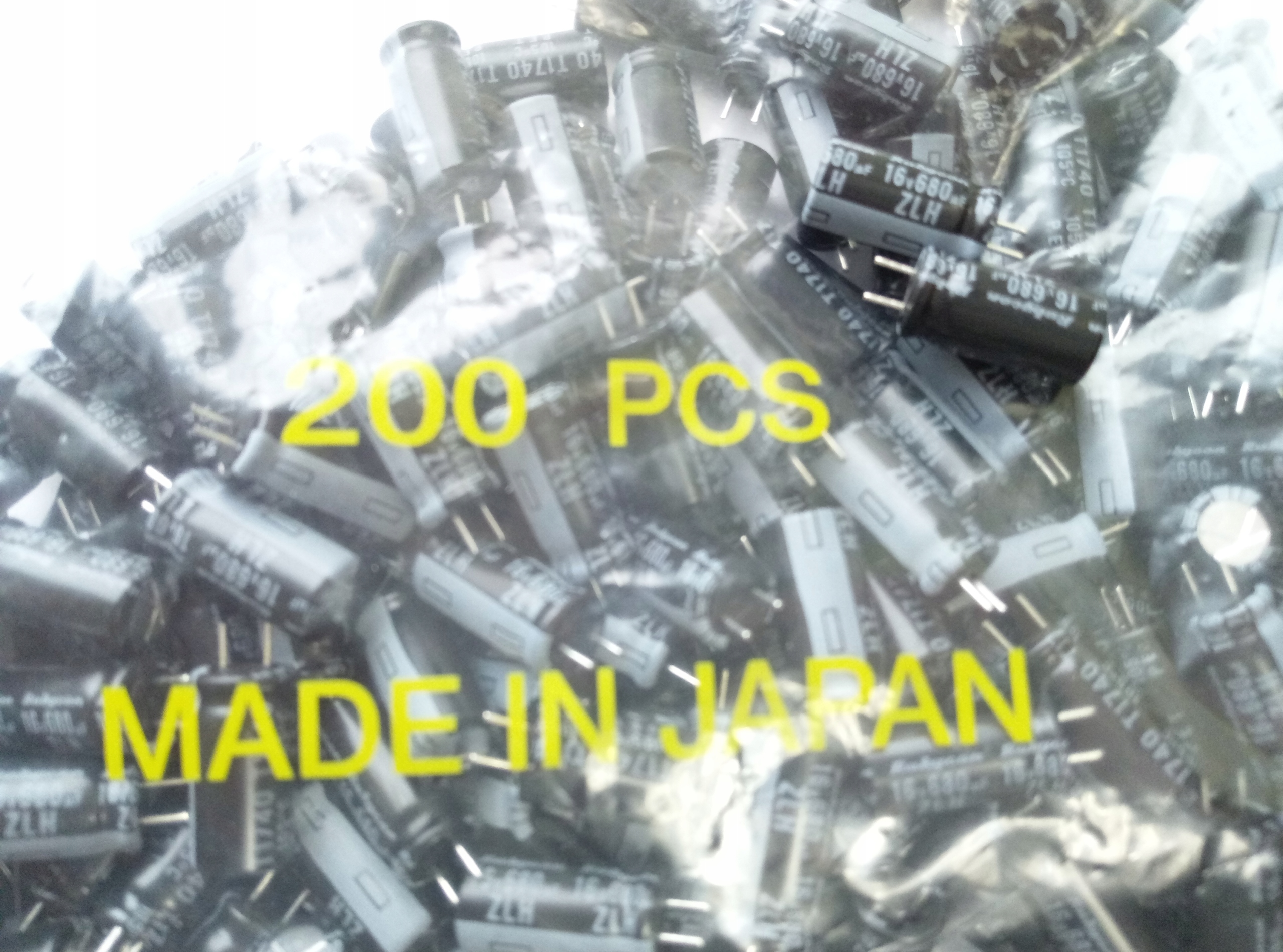 [8szt] Kond. 680uF 16V low imp. ZLH 8x16 Rubycon Producent Rubycon