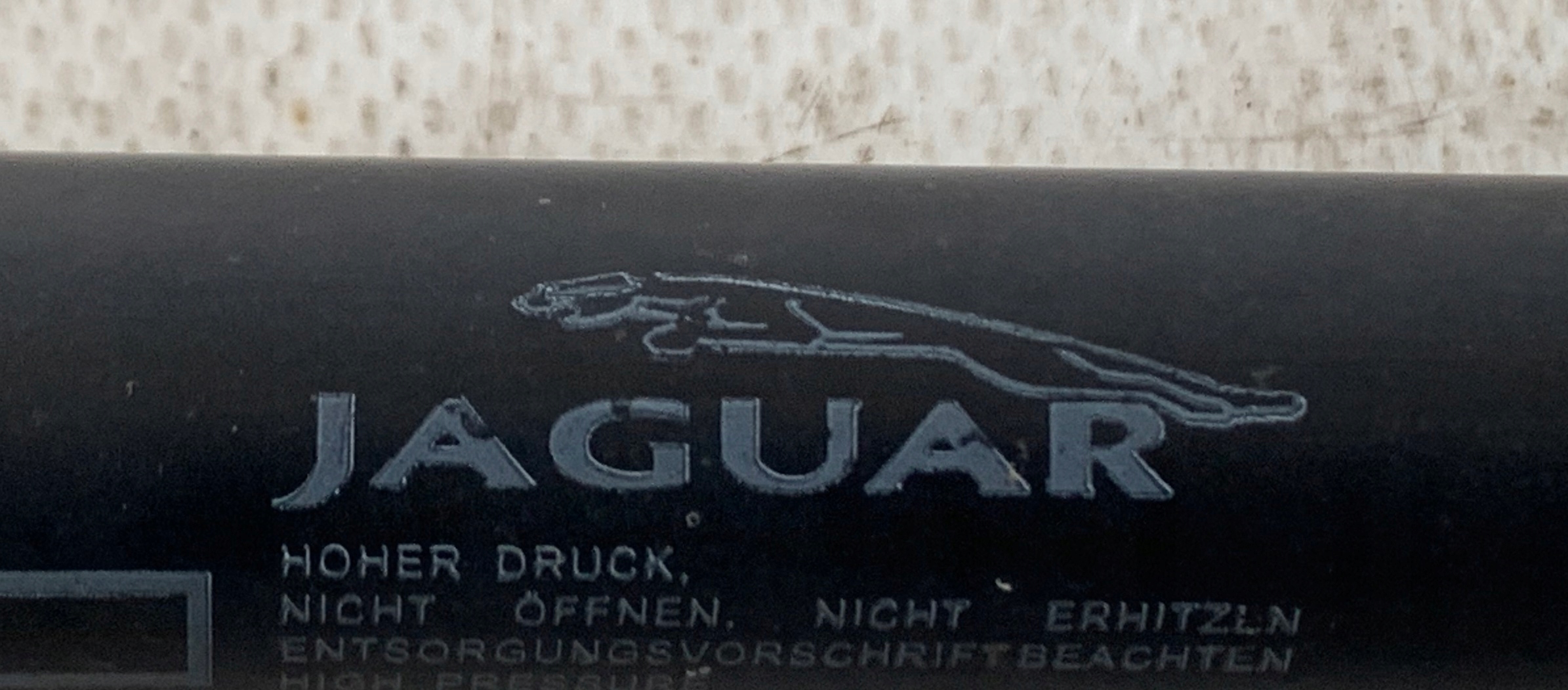 tlumič kapoty pravý + levý JAGUAR S-TYPE LIFT