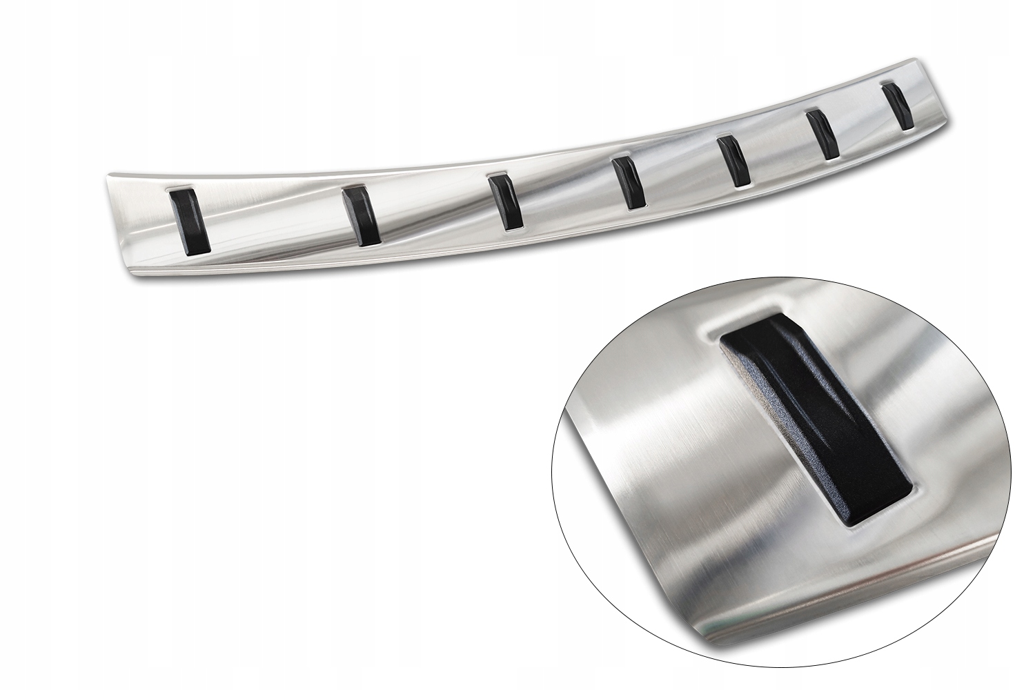 2/52040 - НАКЛАДКА НА БАМПЕР BMW 2 ACTIVE TOURER II M-КОМПЛЕКТАЦИЯ