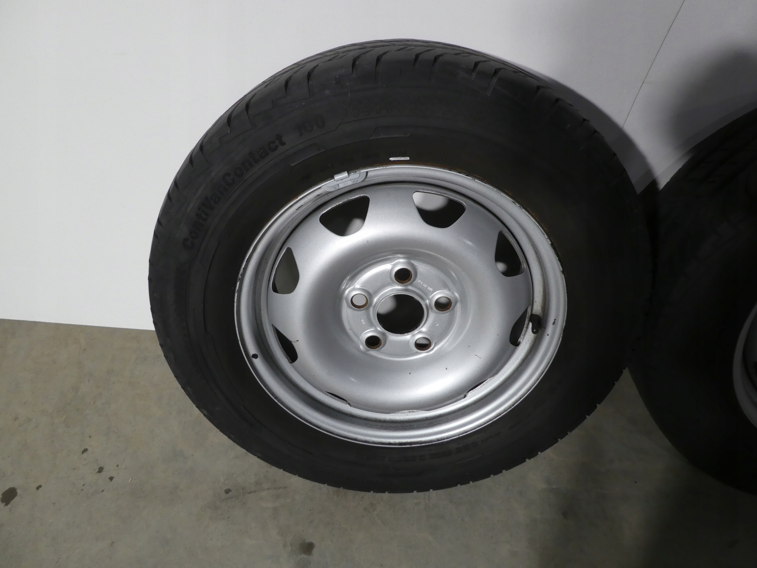 2X wheels discs tyres 7E0601027C VW T5 T6 215/65/R16C 2019R