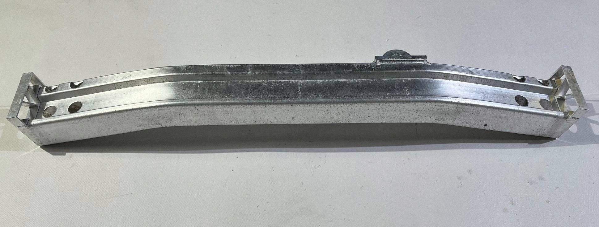 pillar bumper support of the front front original Nissan 370Z